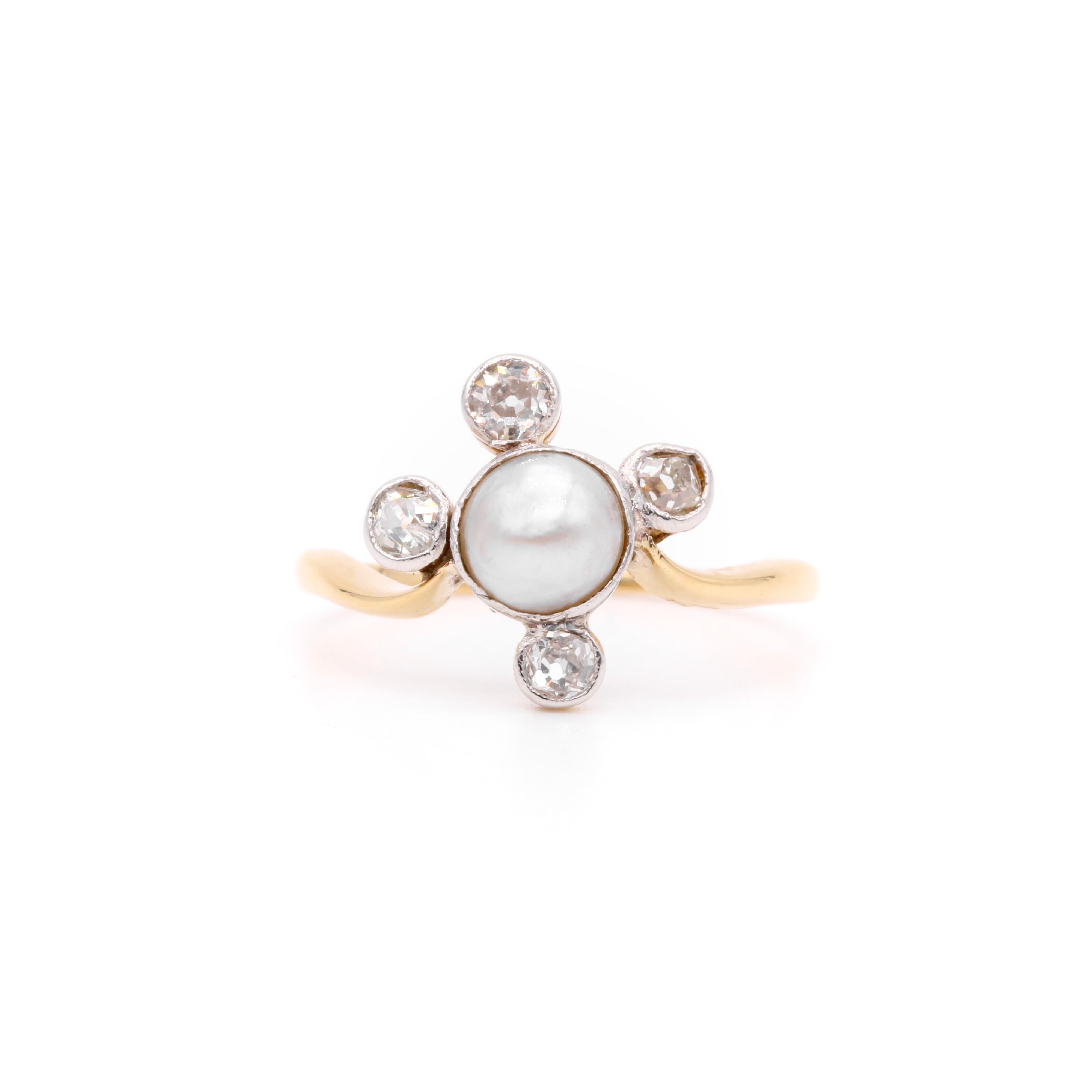 Antiker 18K Gelbgold und Platin Perle und Altschliff Diamant Cluster Ring (Edwardian) im Angebot