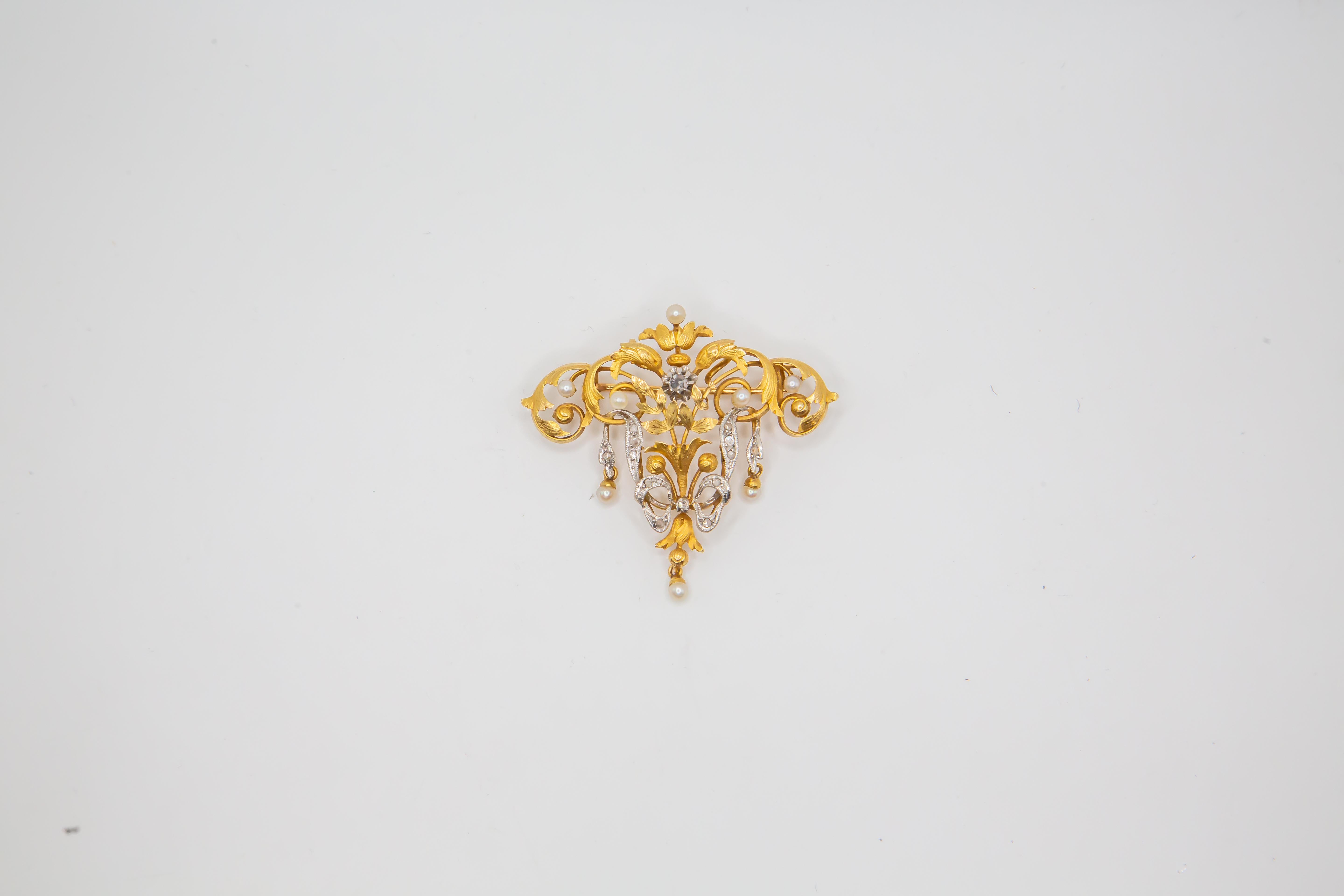 Antique 18k Yellow Gold Art Nouveau Brooch Circa 1900 For Sale at 1stDibs