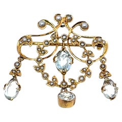 Antique 18k Yellow Gold Brooch in Seed pearl and Aqua
