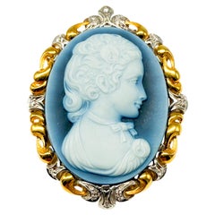 Vintage 18K Yellow Gold Brooch with Blue Cameo and Diamonds