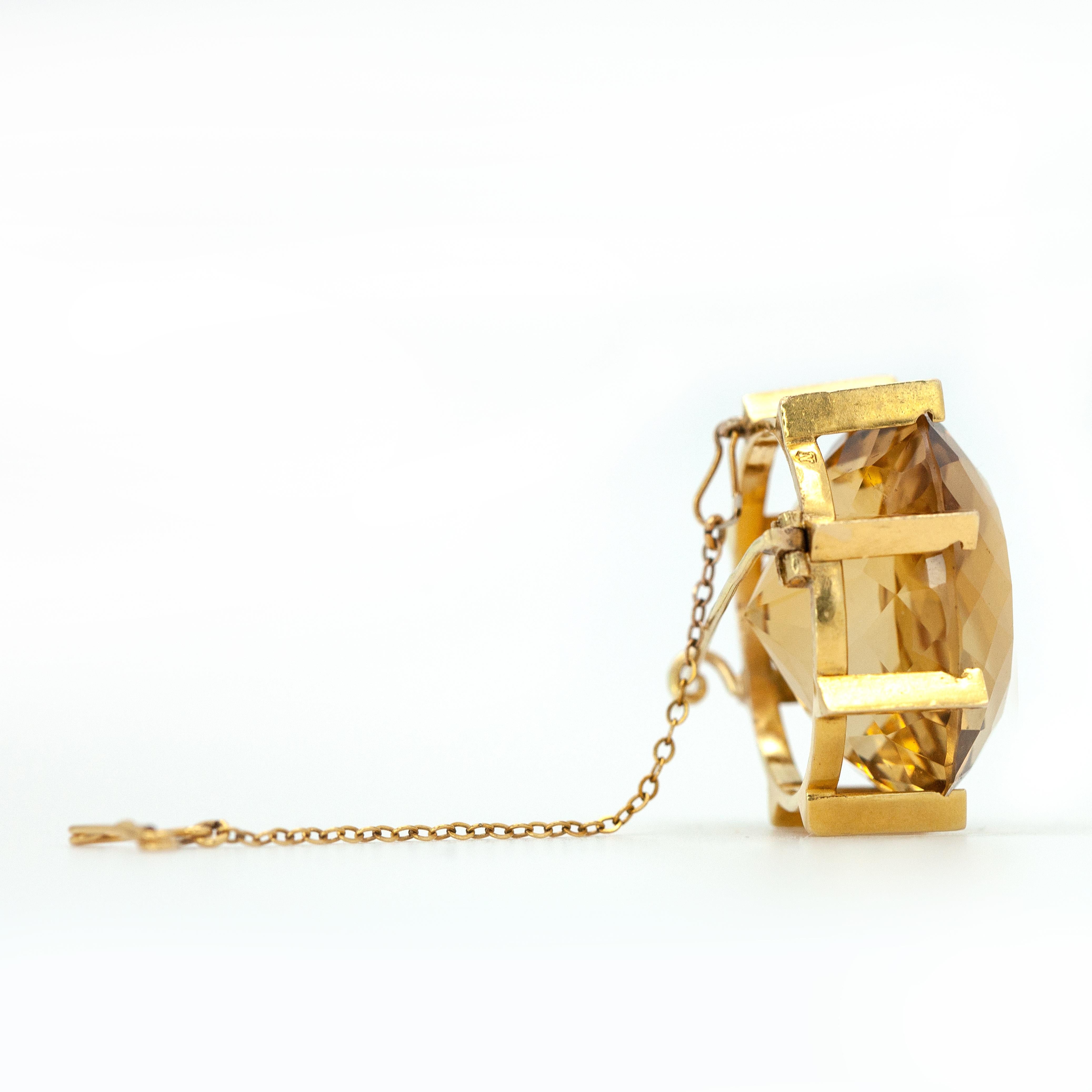 Broche ancienne en or jaune 18K à la citrine de 1918 en vente 1
