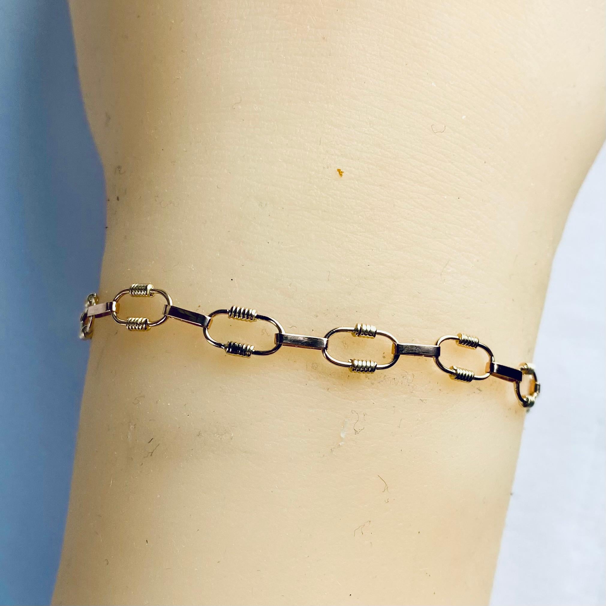 Women's or Men's Antique 18K Yellow Gold Eslabon Bracelet For Sale