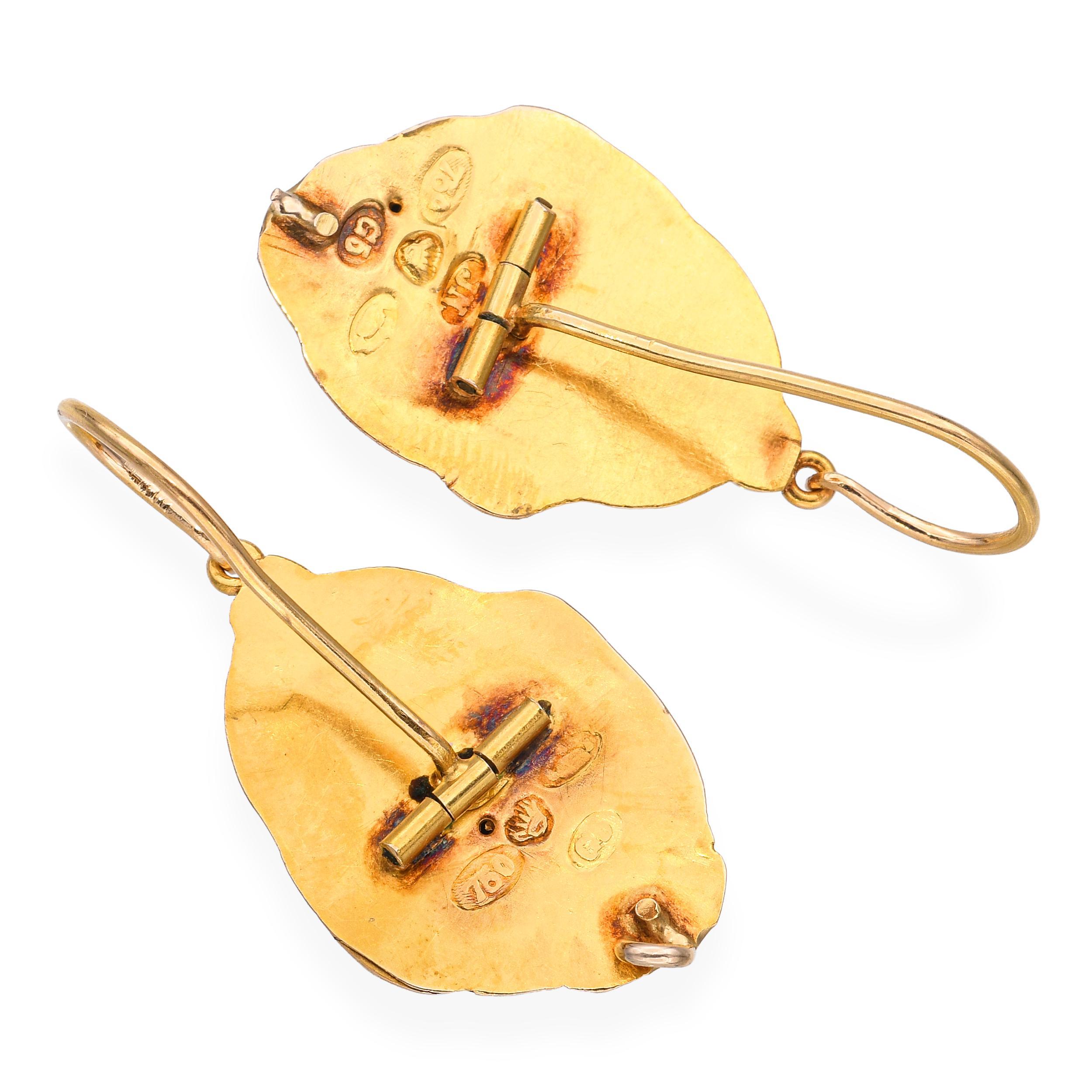 Donna Orecchini antichi con motivo floreale in oro giallo 18k in vendita