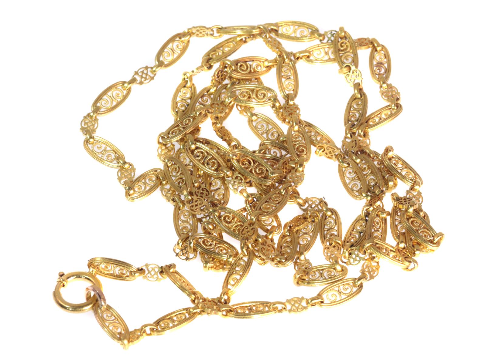 Women's or Men's Antique 18 Karat Yellow Gold Long Sautoir Long Gold Necklace 135 cm Long For Sale
