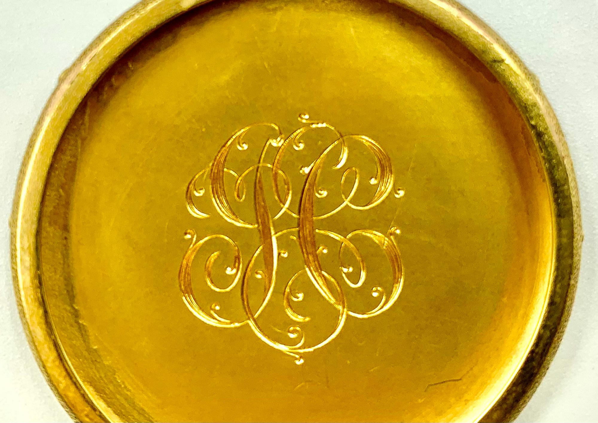 Antike 18 Karat Gelbgold Polychrome Emaille Forget Me Not Flowers Pill Box (Ästhetizismus) im Angebot