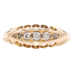 Antiker Ring mit 5 Steinen aus 18 Karat Gelbgold mit Diamanten im Altschliff