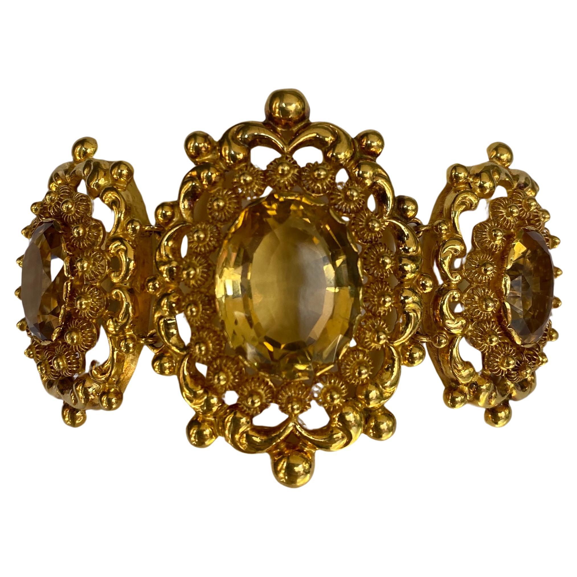 Oval Cut Antique 18k Yellow Gold & Oval Faceted Citrine Bracelet For Sale
