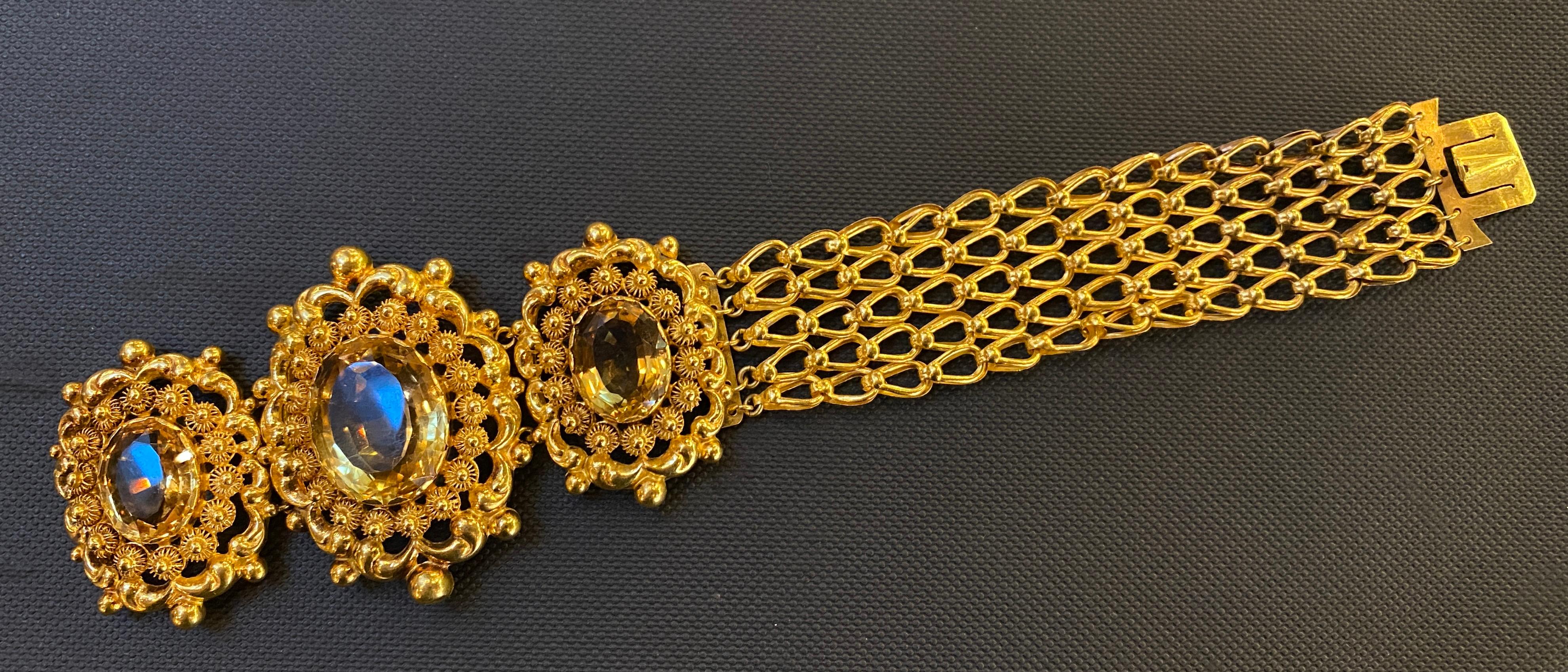 Antikes Armband aus 18 Karat Gelbgold und ovalem facettiertem Citrin Damen im Angebot