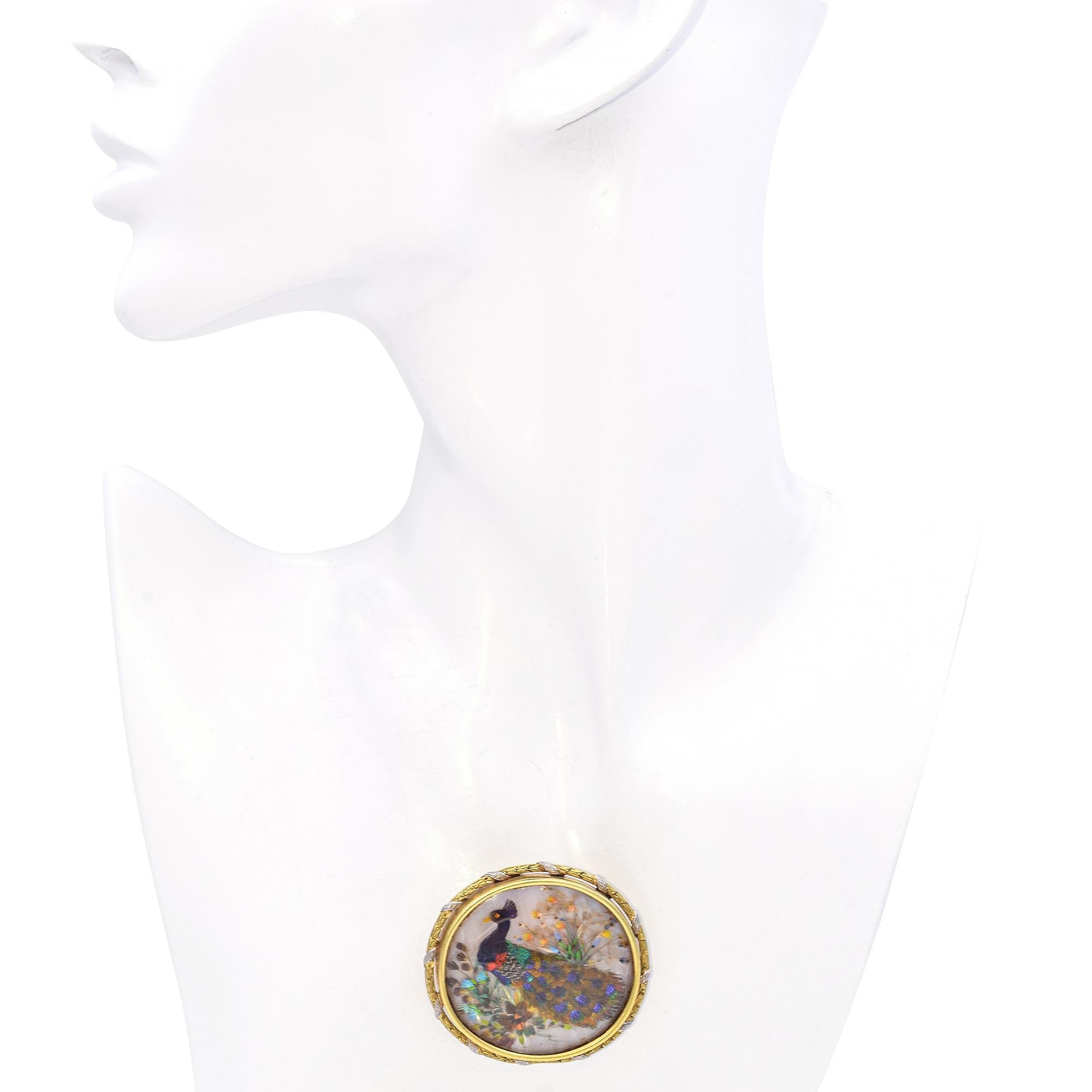 Women's Antique 18k Yellow Gold Peacock Feather Appliqué On Mother Of Pearl Brooch For Sale
