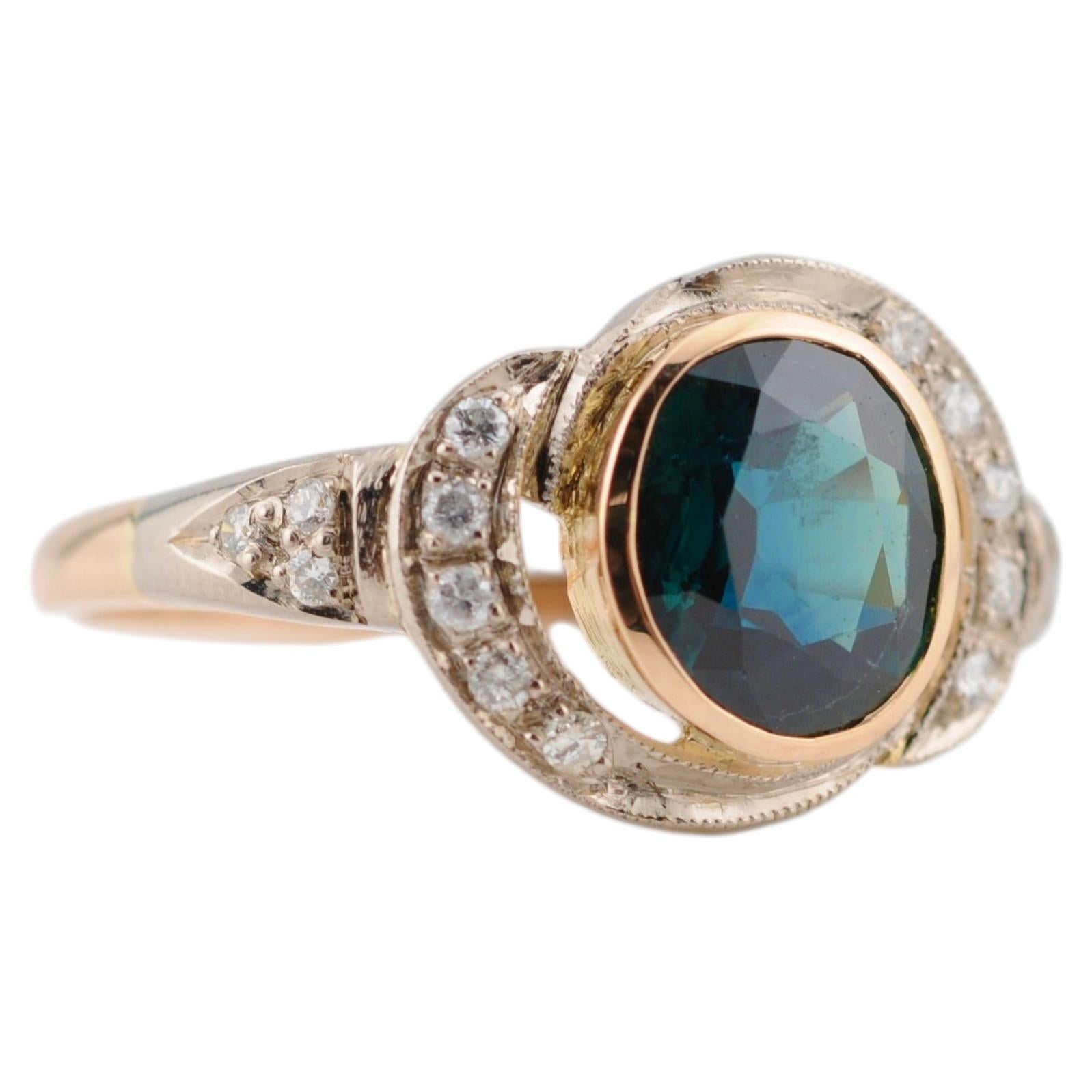 Bague ancienne en or jaune 18k saphir, 2,46 ct avec diamants taille ancienne en vente
