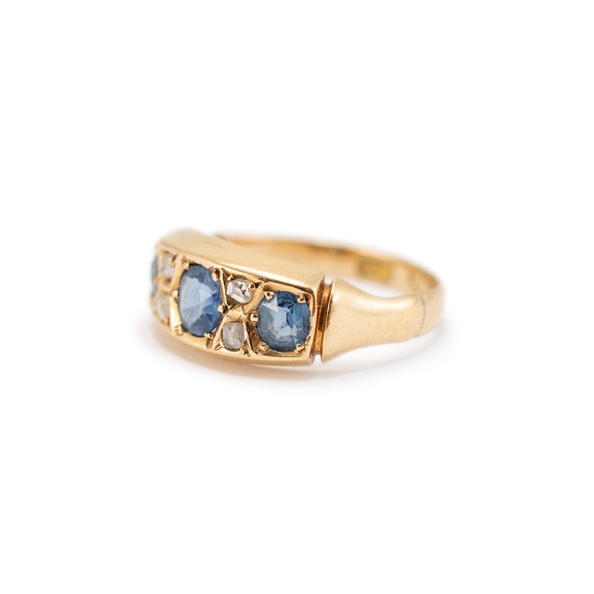 Cushion Cut Antique 18K Yellow Gold Sapphire & Rose Cut Diamond Cocktail Ring For Sale