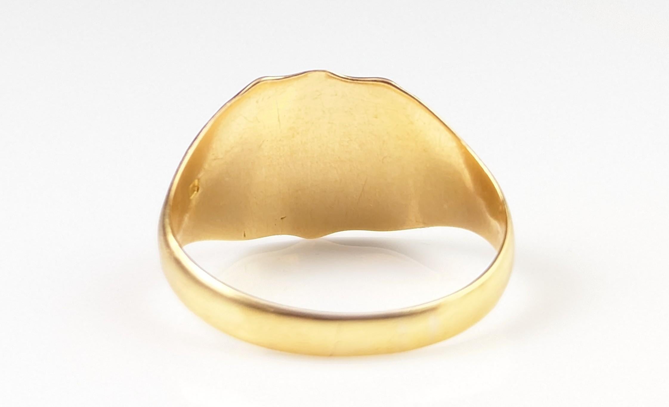 Antique 18k yellow gold signet ring, Masonic  For Sale 7
