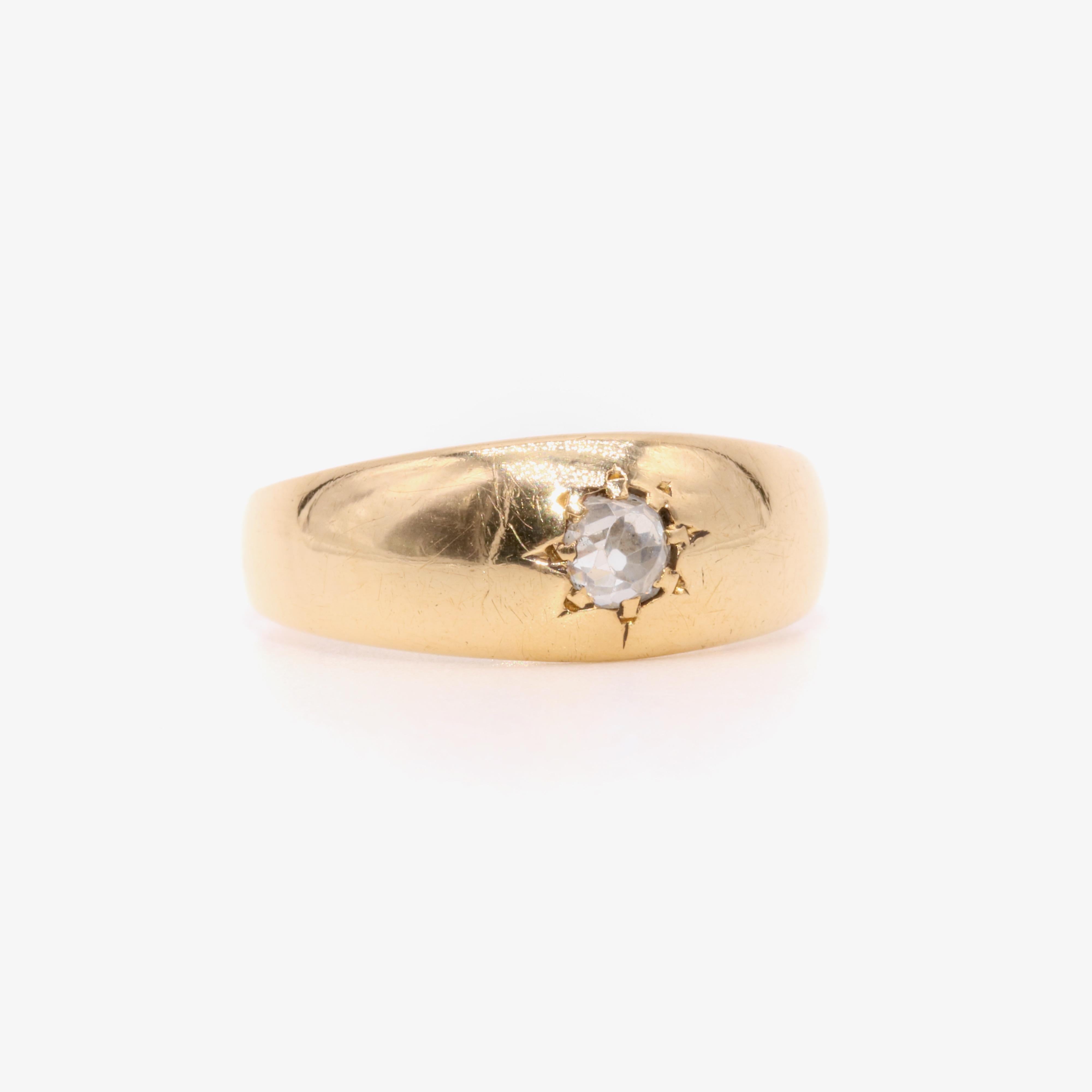 Old Mine Cut Antique 18K Yellow Gold Star Set 0.22ct Old Cut Diamond Band Ring