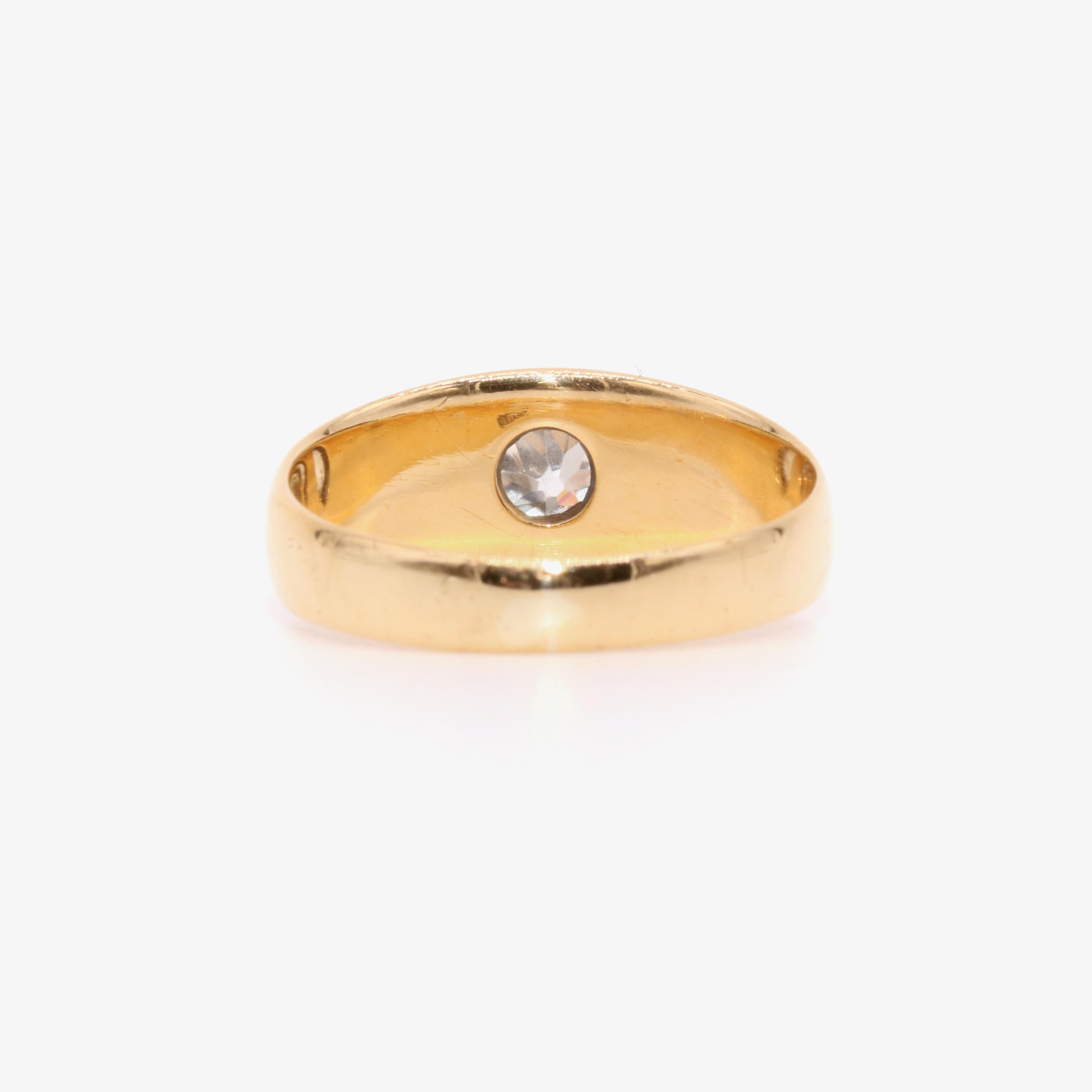 Antique 18K Yellow Gold Star Set 0.22ct Old Cut Diamond Band Ring 1