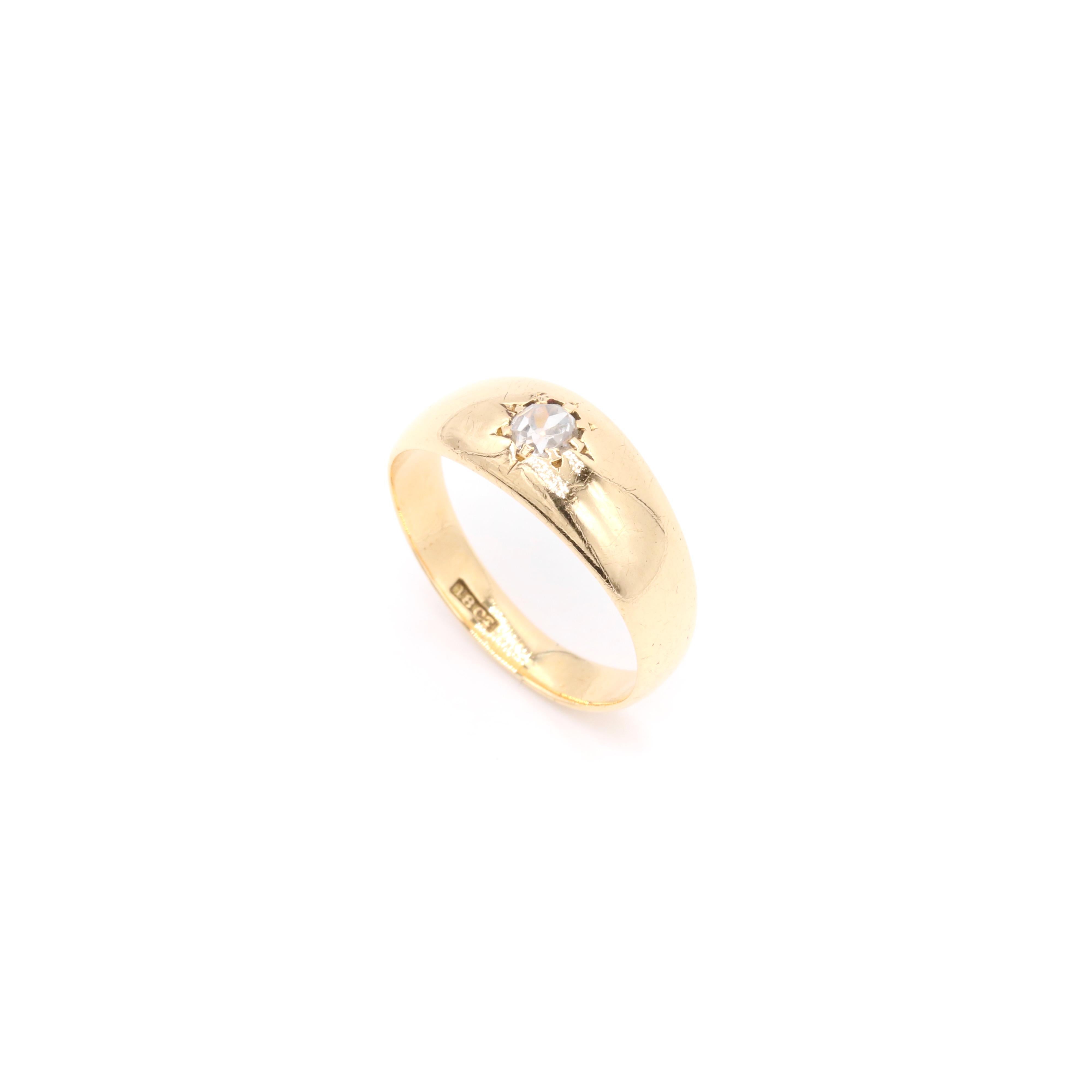 Antique 18K Yellow Gold Star Set 0.22ct Old Cut Diamond Band Ring 2
