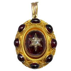 Antique 18k Yellow Gold Victorian Garnet & Starburst Diamond Locket Pendant