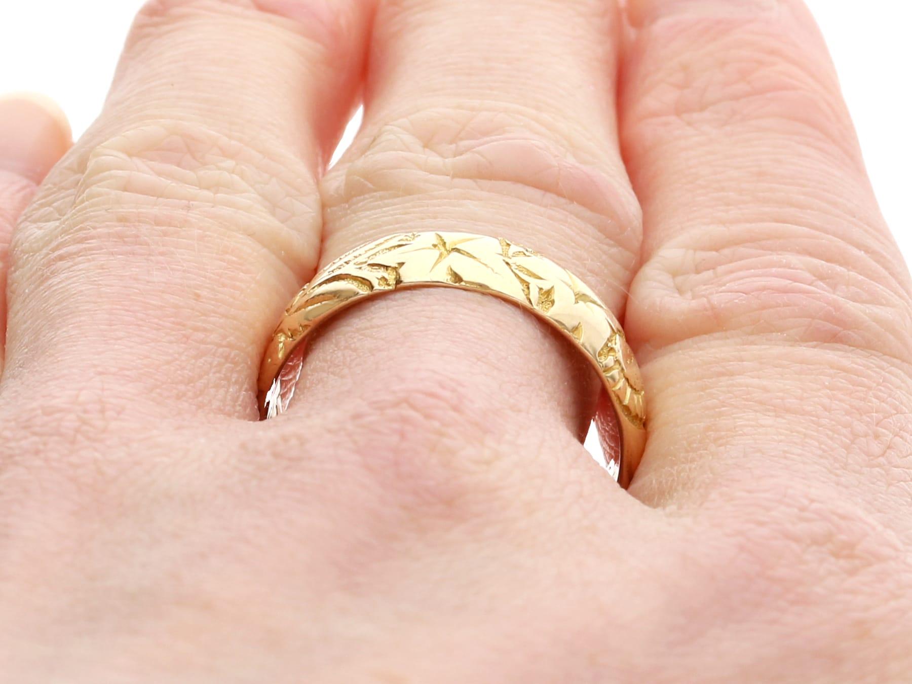 Antique 18k Yellow Gold Wedding Band Circa 1880 For Sale 5