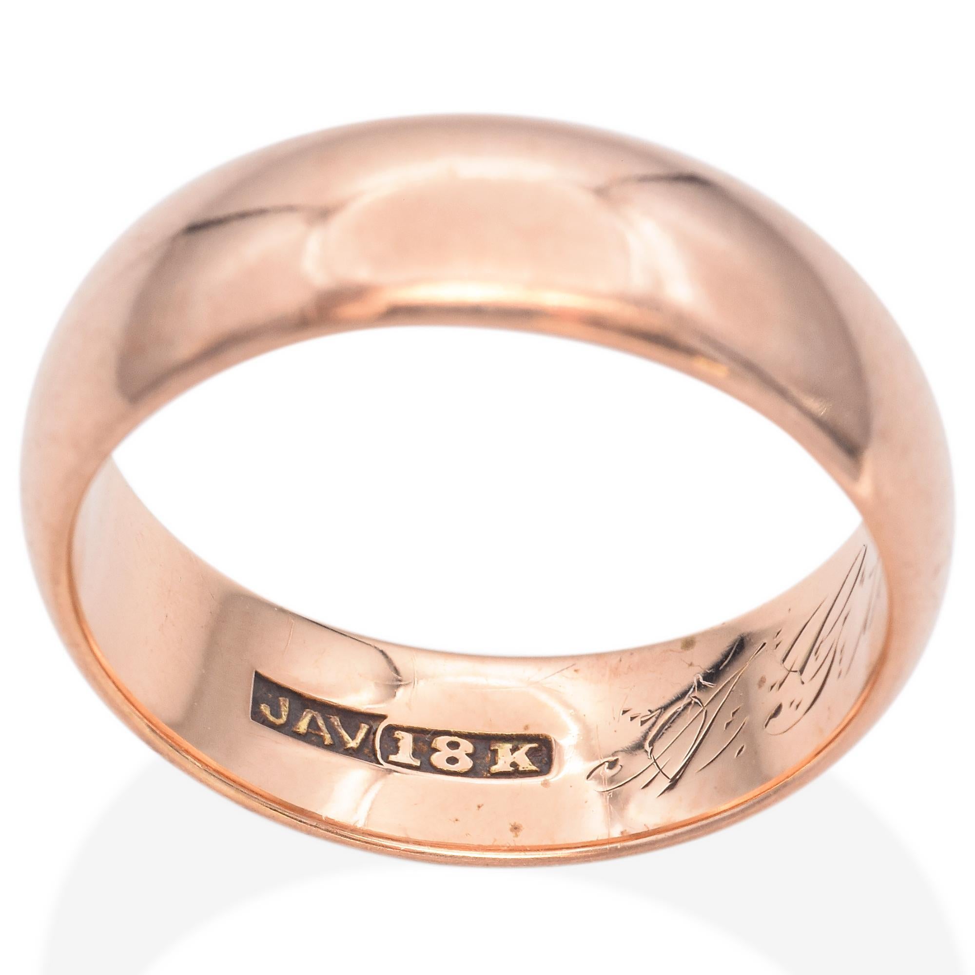 Women's or Men's Antique 18K Yellow Gold Wide Dome Wedding Band Size 7 For Sale