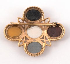 Spilla antica in oro 18kt e cammeo di lava