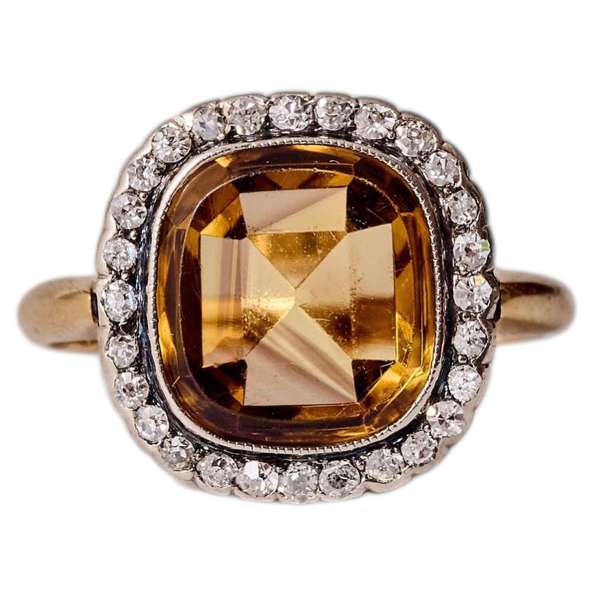 Bague ancienne en or 18 carats, avec citrine couleur cognac et diamants, Linköping, 1920