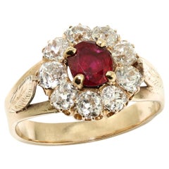 Antique 18kt Gold Ladies Cluster Ring with Thai Ruby and Diamonds