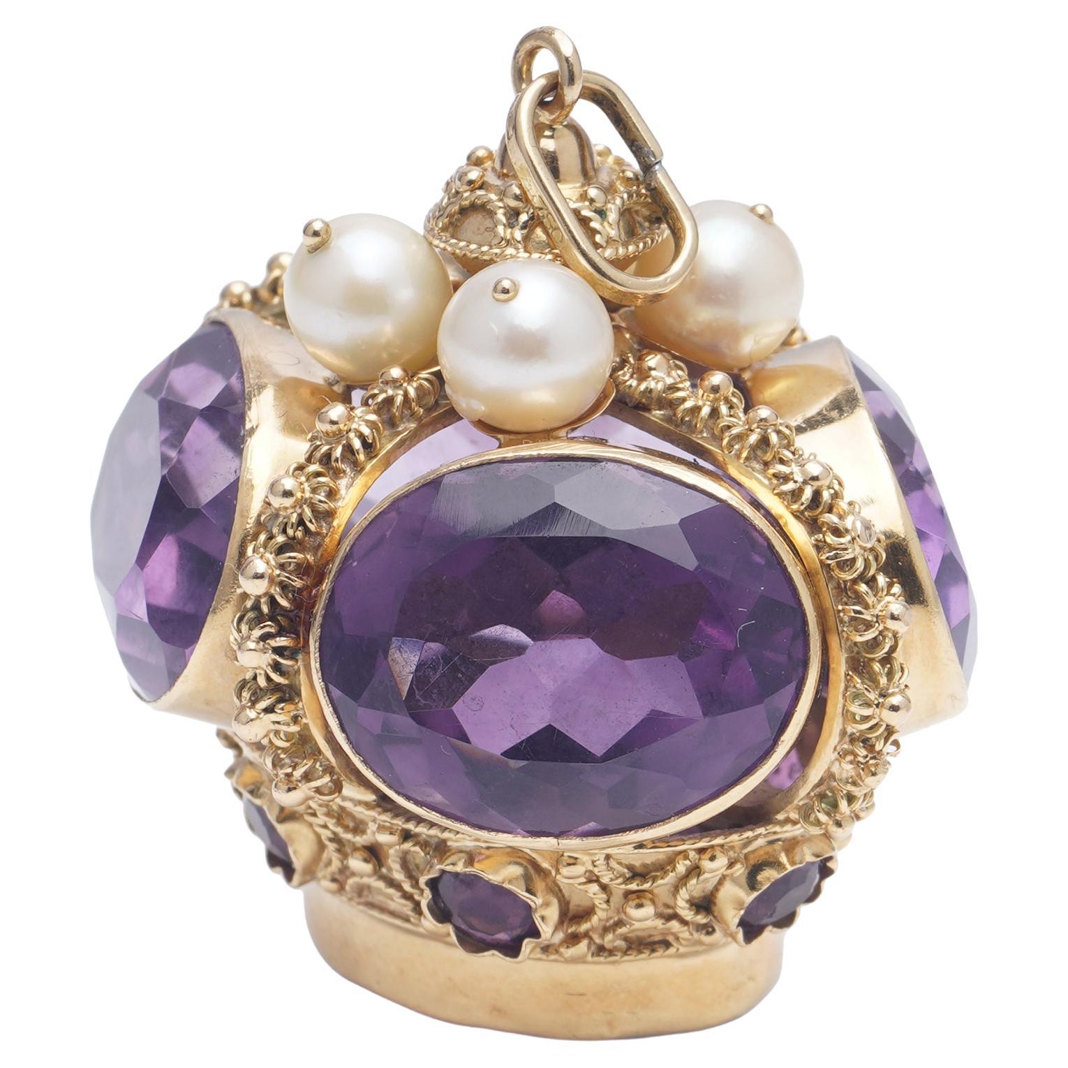 This one-of-a-kind Venetian Etruscan Revival fob is a true work of art. 
Whether you wear it as a bracelet charm, or pendant, or just carry it around in your pocket, this little piece is sure to make a big statement.
Created in Italy with 18kt