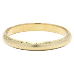 Antique 18KT Yellow Gold Engraved Wedding Band