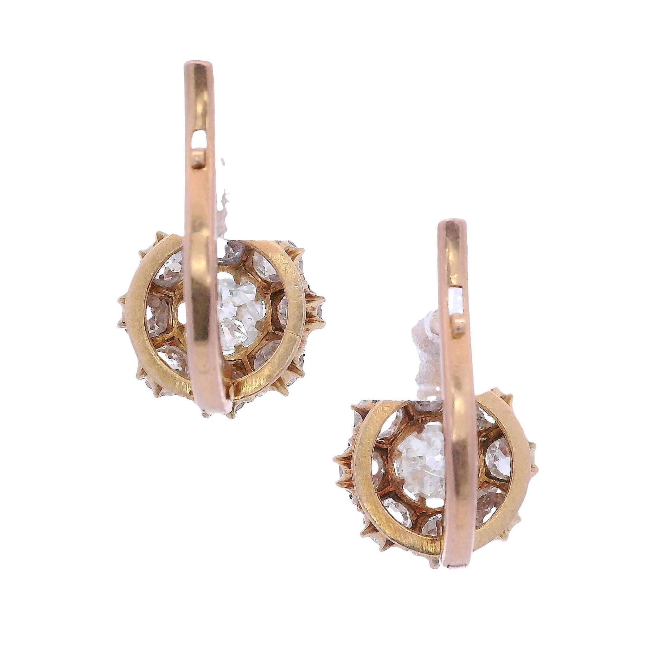 Antique 18kt yellow Gold Rosetta Earring with 1.80 Cts in Diamonds In condizioni buone in vendita a Aventura, FL