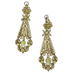 Pendants d'oreilles portugais anciens en chrysolite et chrysobéryl du 18ème/19ème siècle