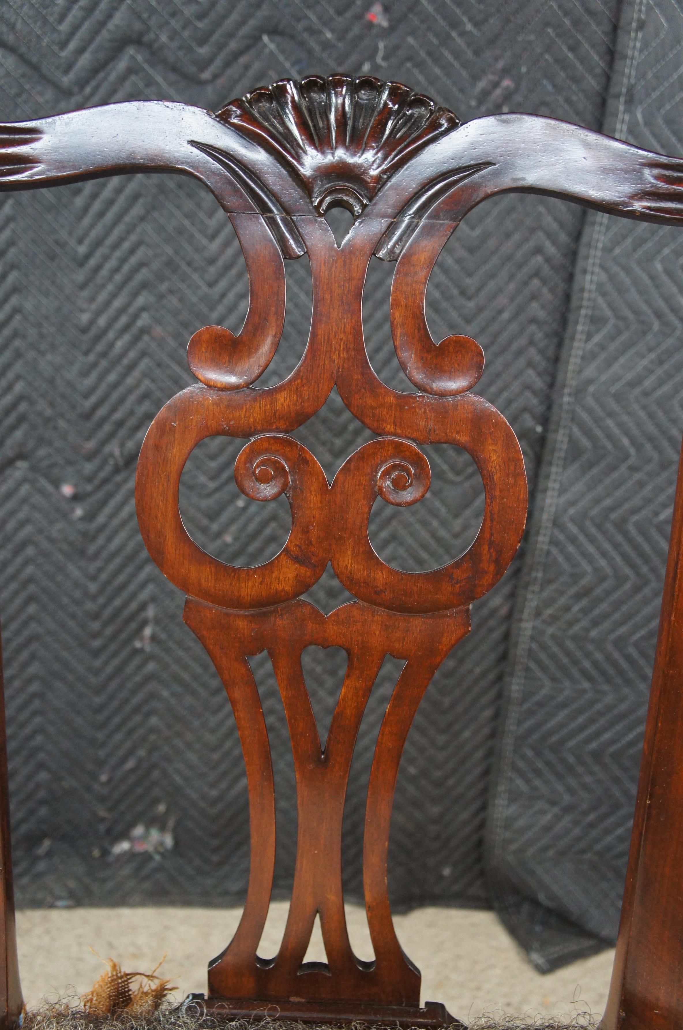 Silla auxiliar de comedor antigua de caoba Chippendale americana del s. XVIII Ball and Claw en venta 7