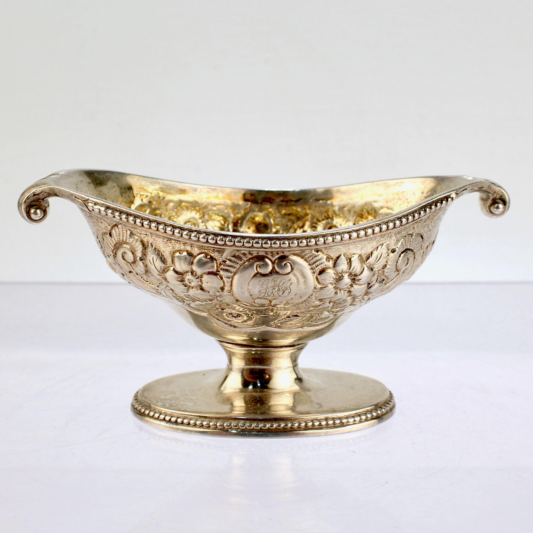 Salière ancienne en argent sterling George III du 18ème siècle par Robert Hennell I en vente 1