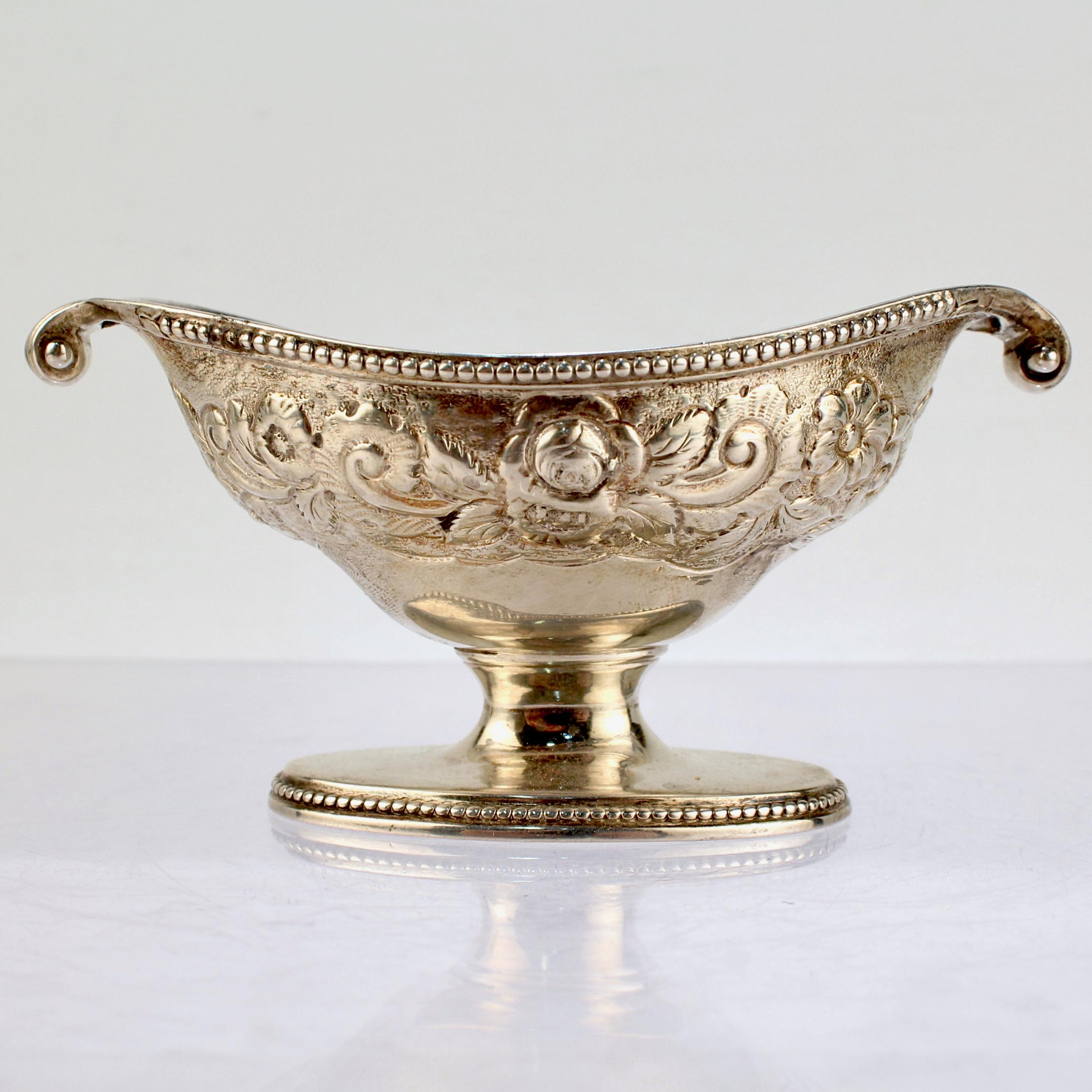 Women's or Men's Antique 18th C George III Sterling Silver Salt Cellar by Robert Hennell I For Sale