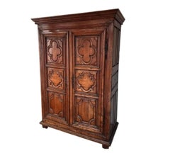 Antico armadio guardaroba con pressa per biancheria italiano del XVIII secolo