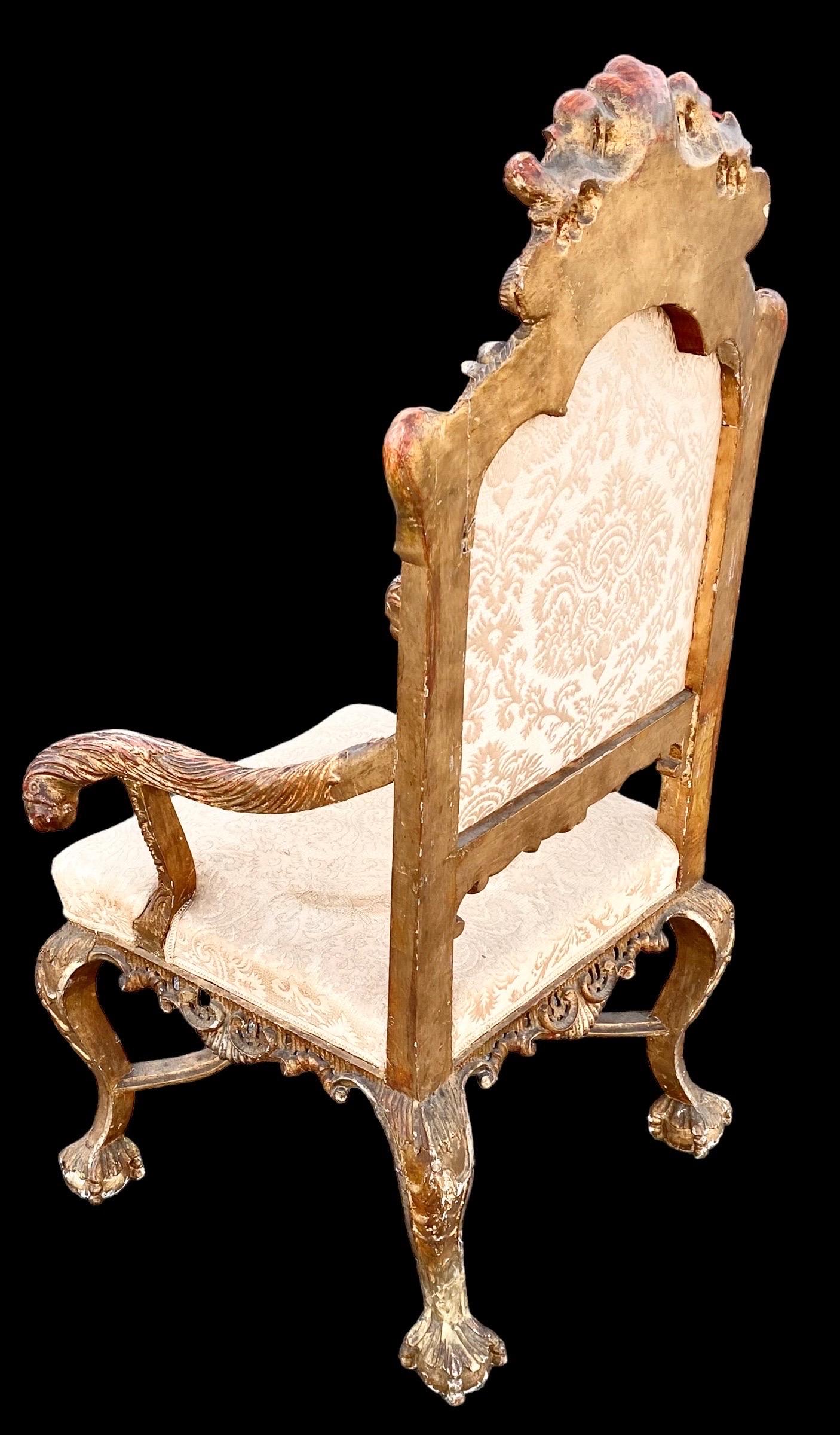 Antique 18th century Italian Rococo Giltwood Armchair For Sale 4