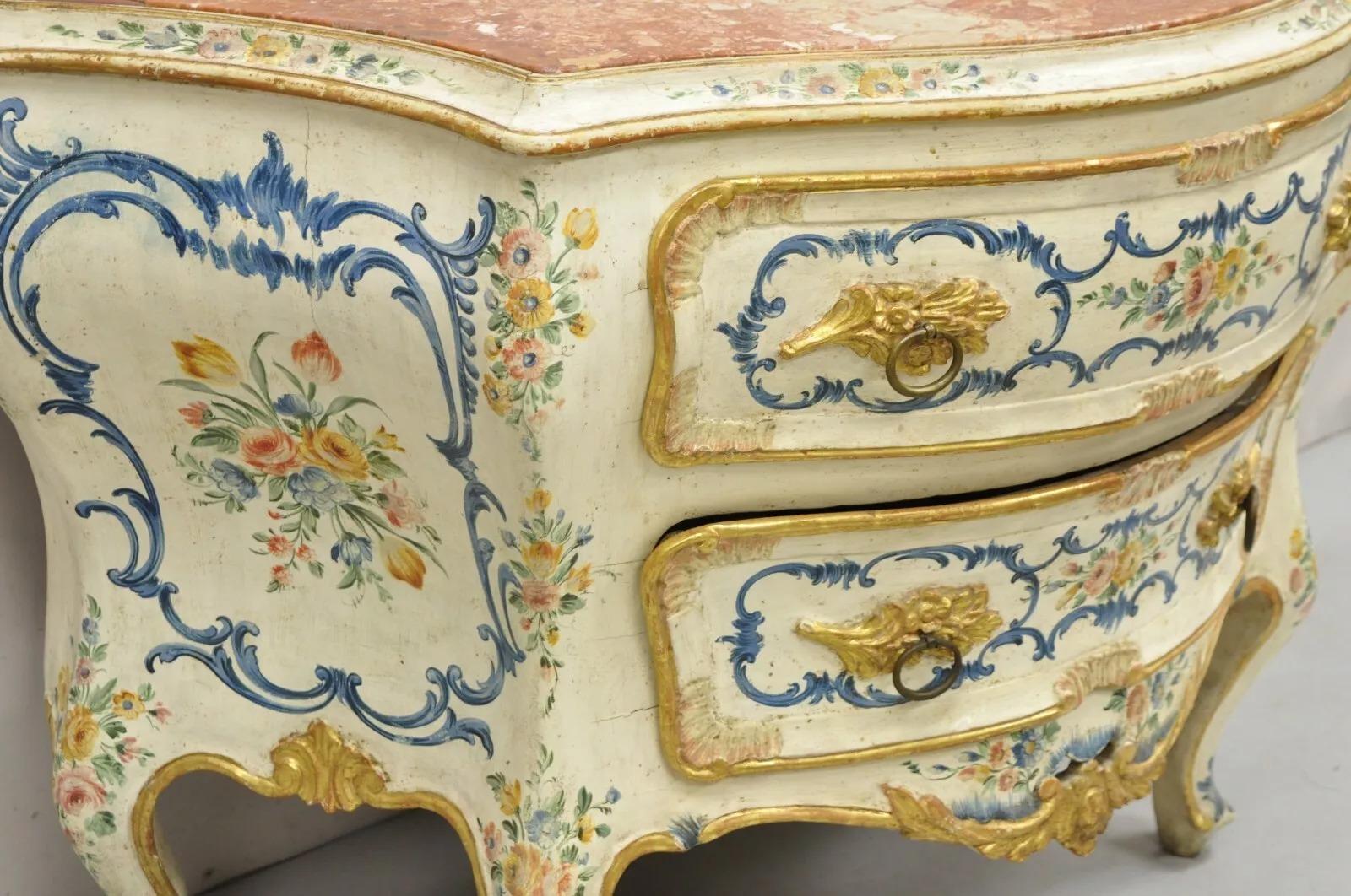 Antike italienische venezianische Rokoko-Kommode mit handbemalter Marmorplatte aus dem 18. Jahrhundert im Angebot 9