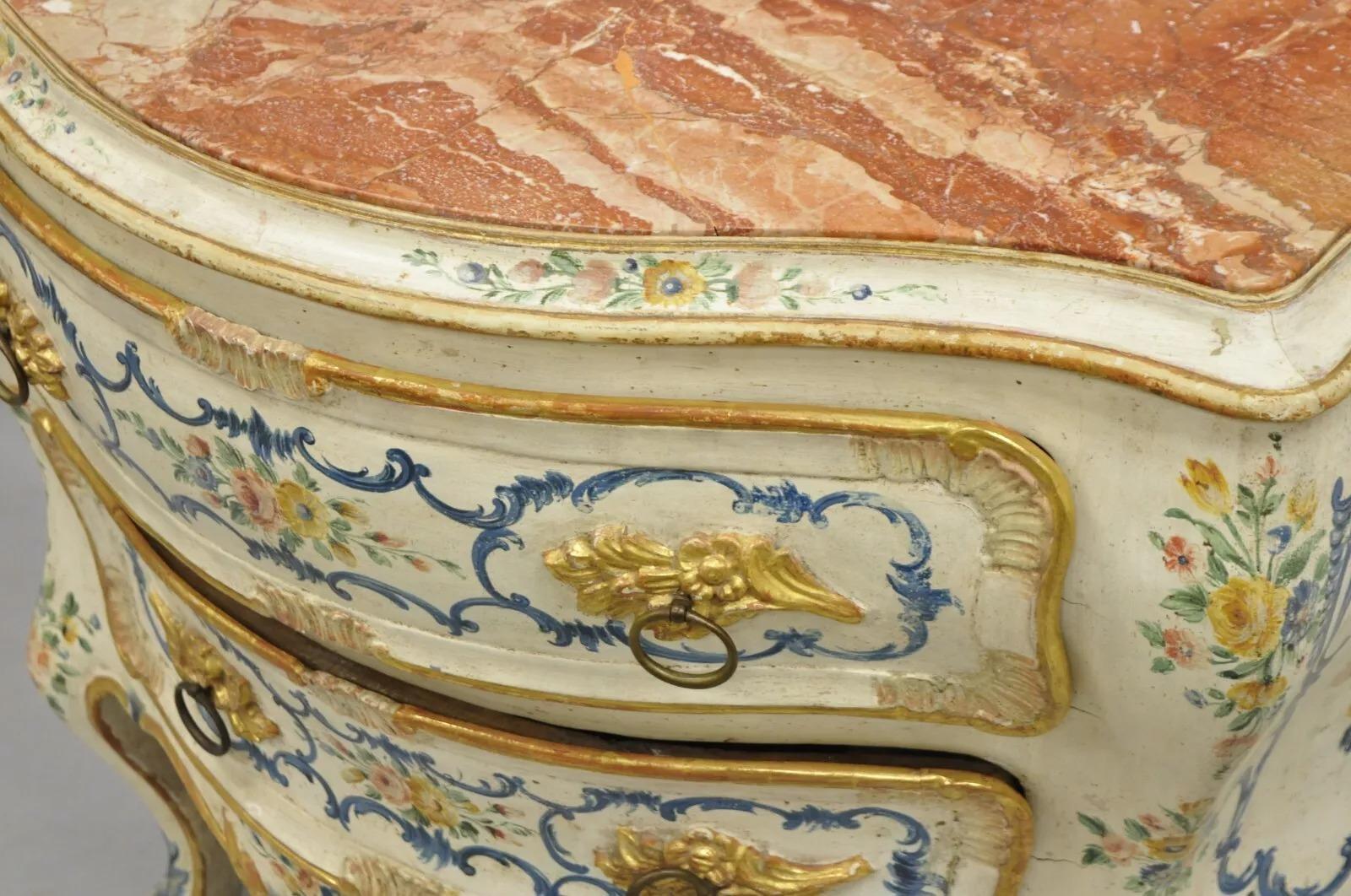 Antike italienische venezianische Rokoko-Kommode mit handbemalter Marmorplatte aus dem 18. Jahrhundert im Angebot 5