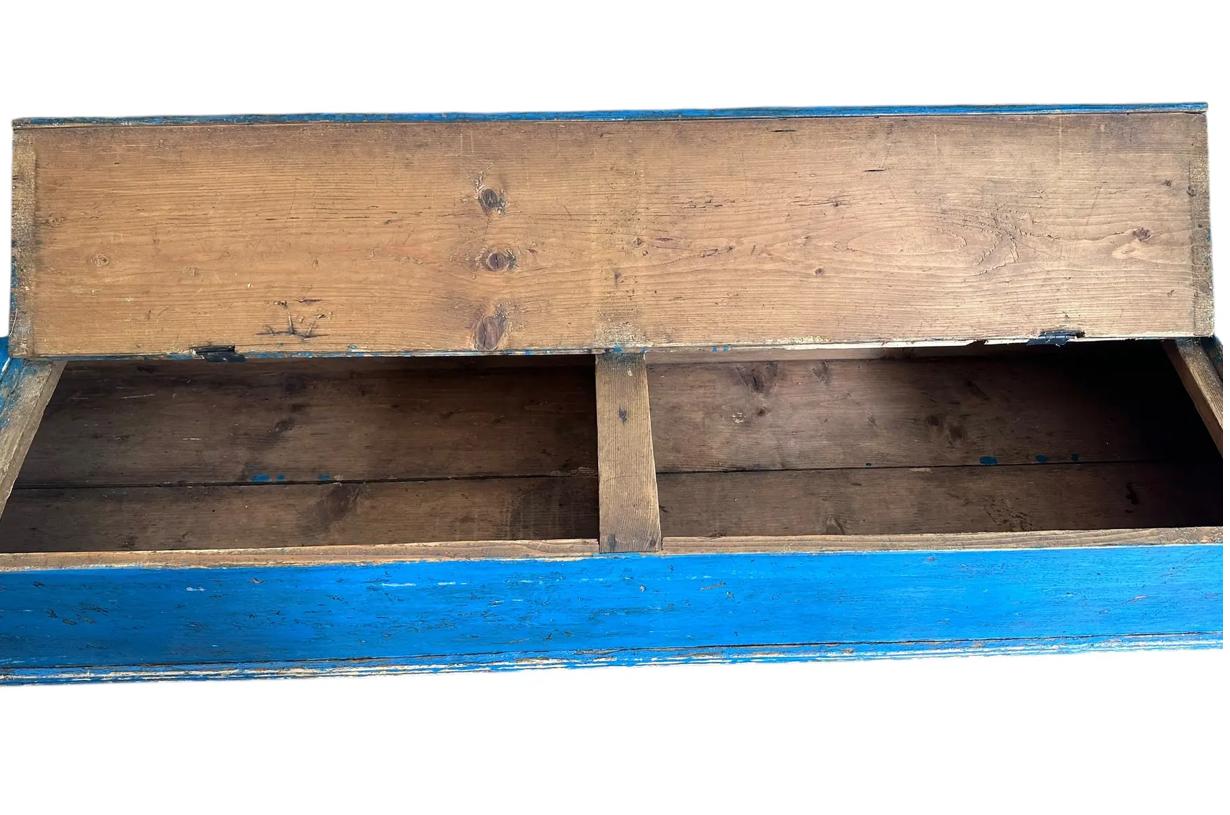 Américain A.I.C. Primitive Blanket Chest Bench Antique 18th C Painted American en vente