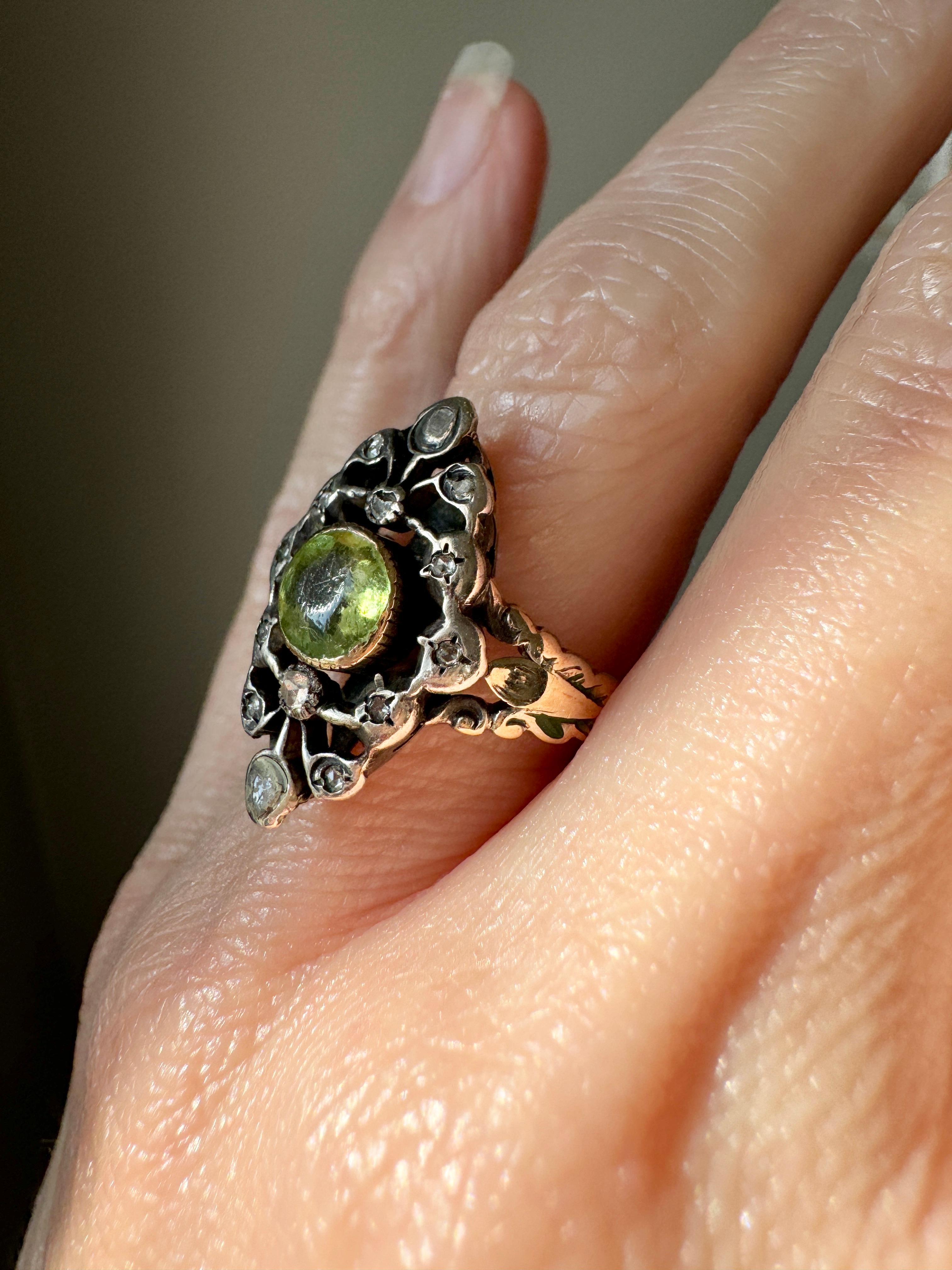 Antique 18th C Peridot and Diamond Ring For Sale 1