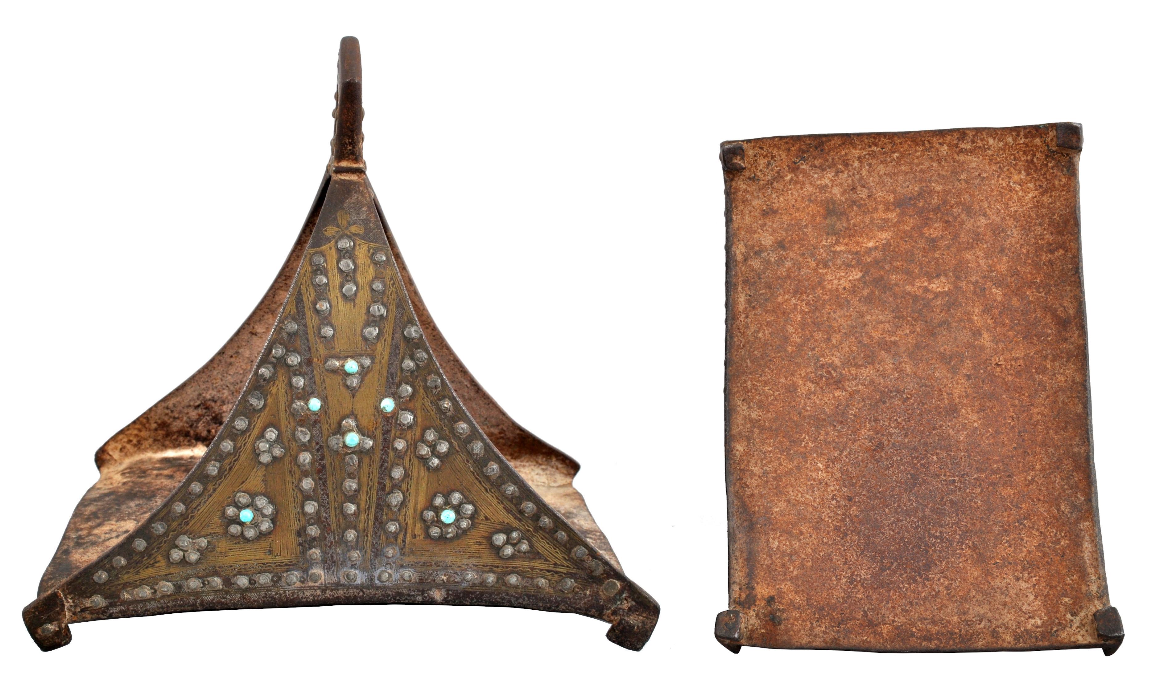 18th Century Safavid Period Ottoman Persian Islamic Gold Iron Stirrups, 1700 3
