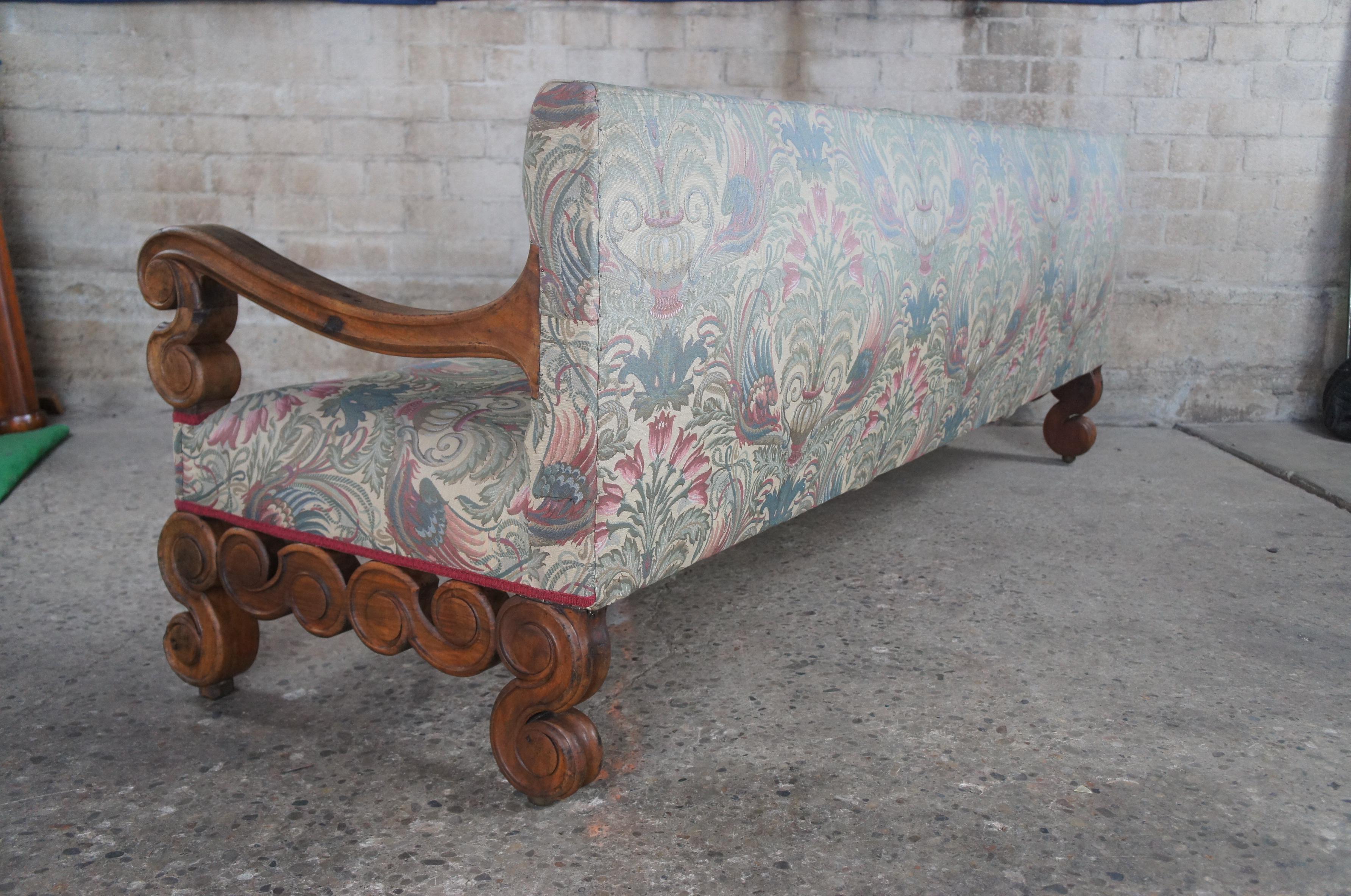 Antique 18th C. William & Mary Mahogany Carved Settle Bench Sofa Empress Hotel For Sale 4