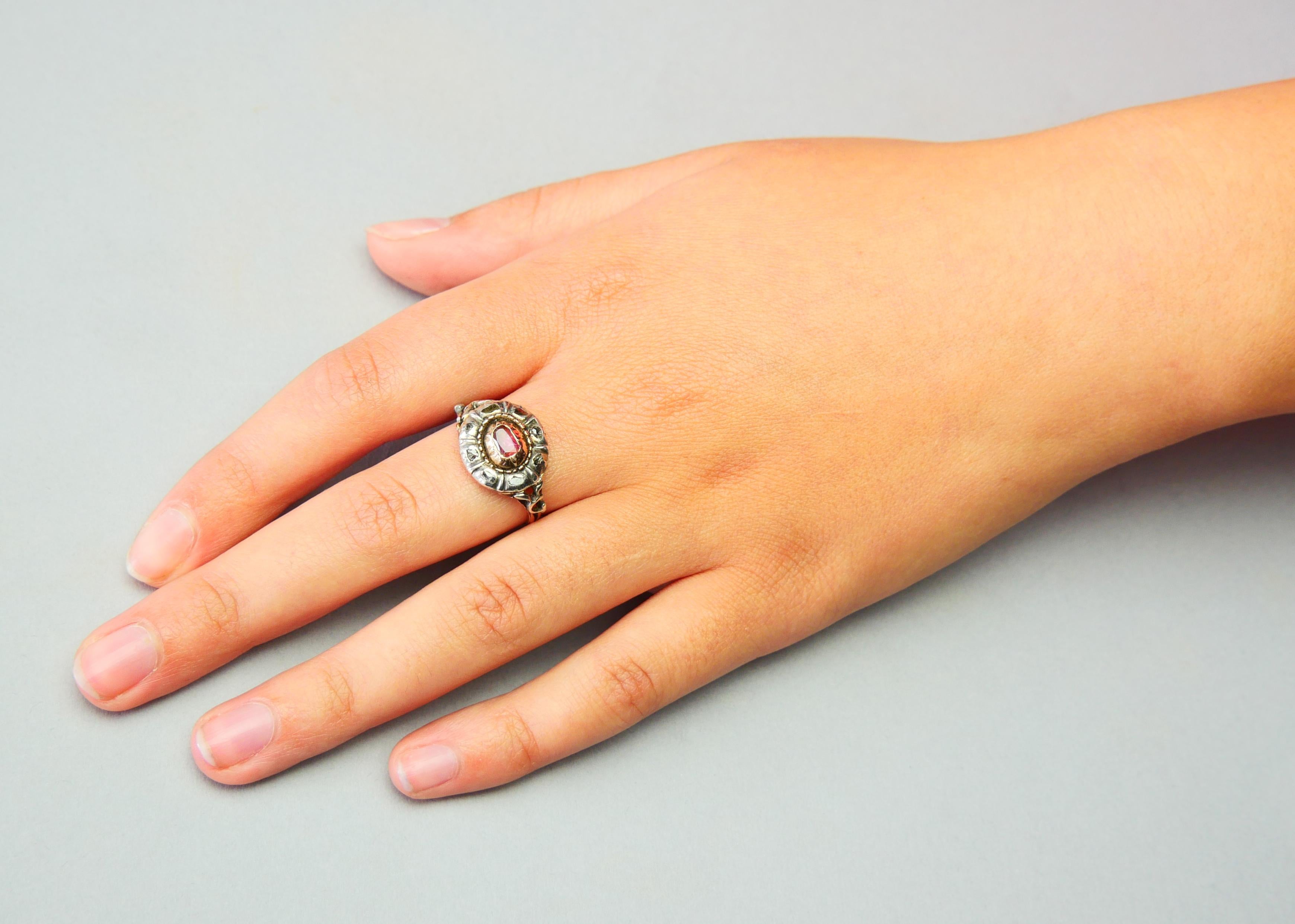 Antiker Ring aus dem 18. Jahrhundert natürlicher Rubin Diamanten 14K Rose Gold Silber Ø 8US / 4.4gr im Angebot 5