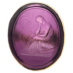 Antique 18th century 15 Karat Yellow Gold Ring Tassie Purple Glass Melancholia
