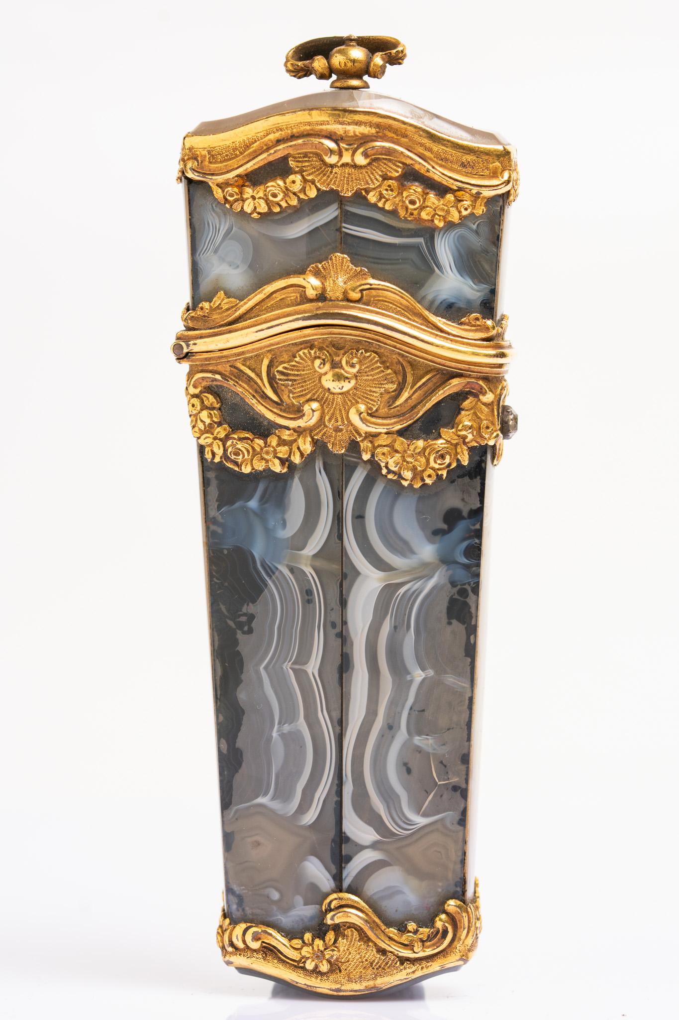 French Cut Antique 18th century Agate French Rococo Nécessaire Etui