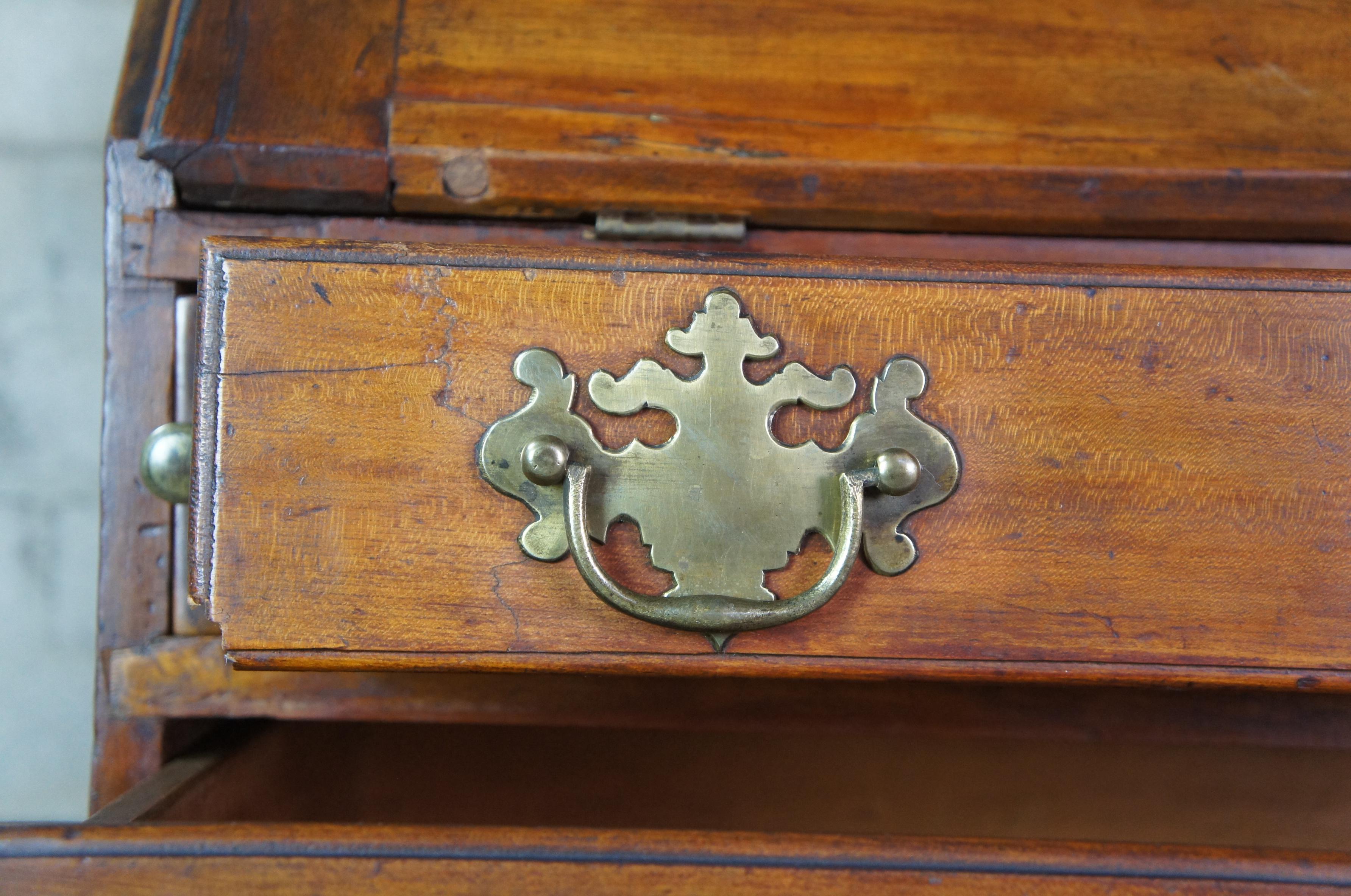 Antique 18th Century American Chippendale Maple Secretary Desk Writing Bureau For Sale 1