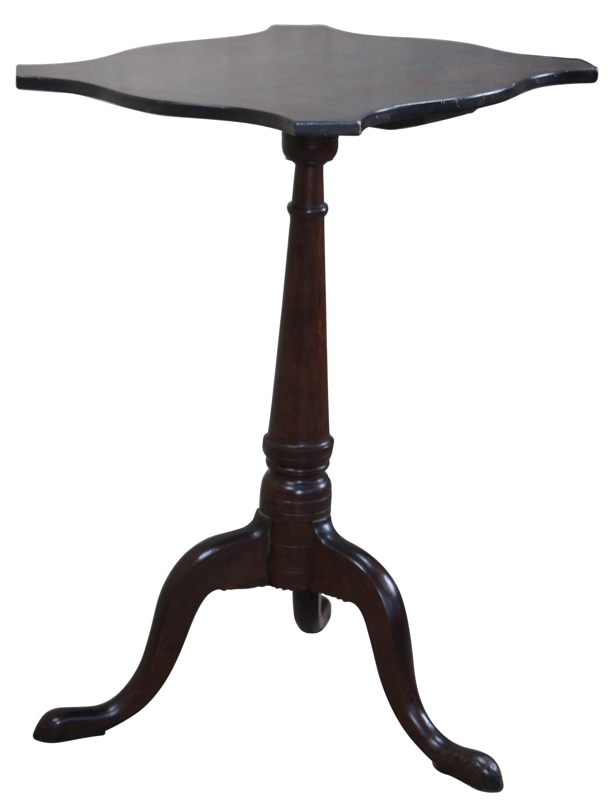 Antique 18th Century American Mahogany Queen Anne Candle Stand Table Newport In Good Condition In Dayton, OH