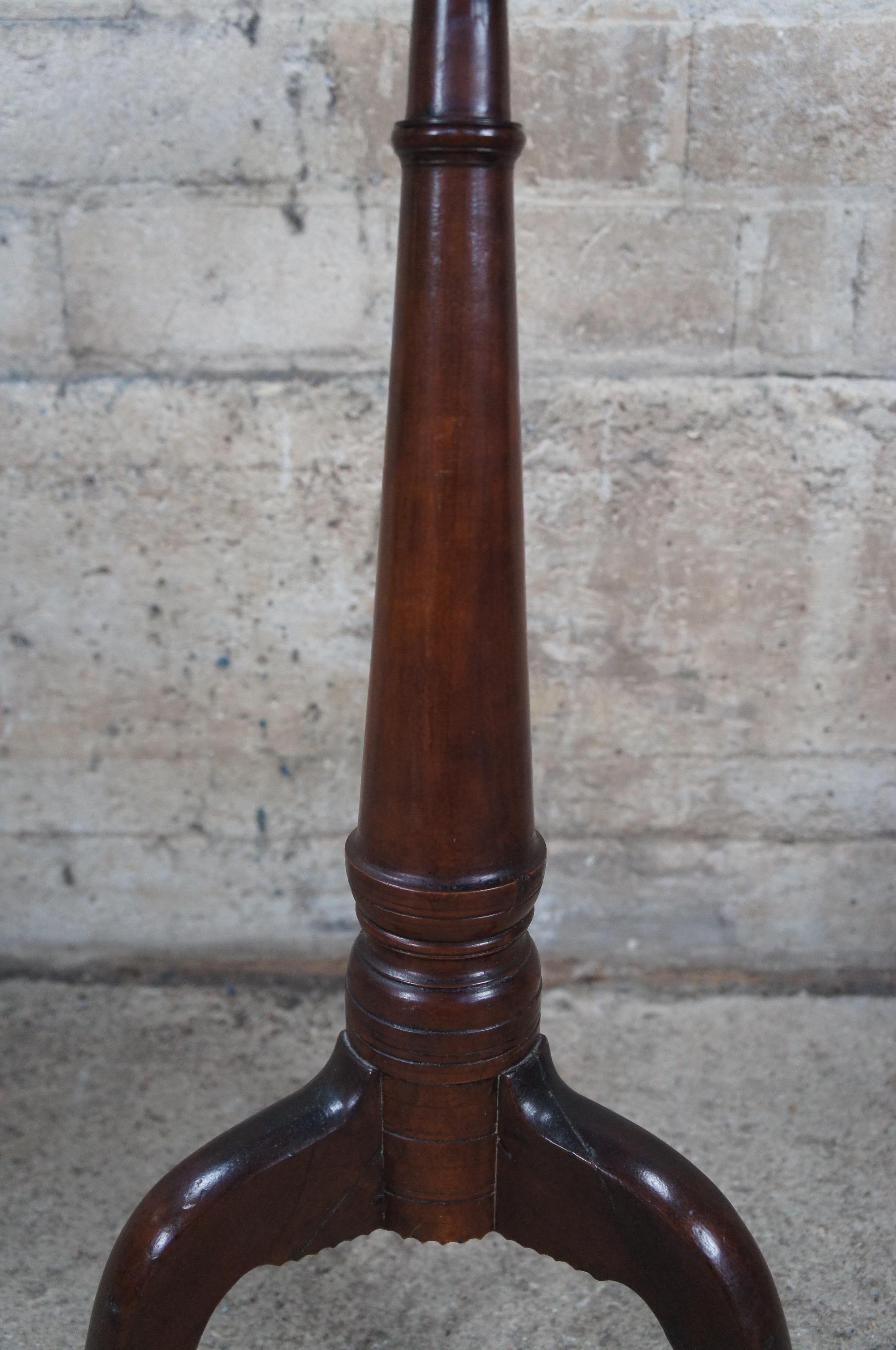 Antique 18th Century American Mahogany Queen Anne Candle Stand Table Newport 3