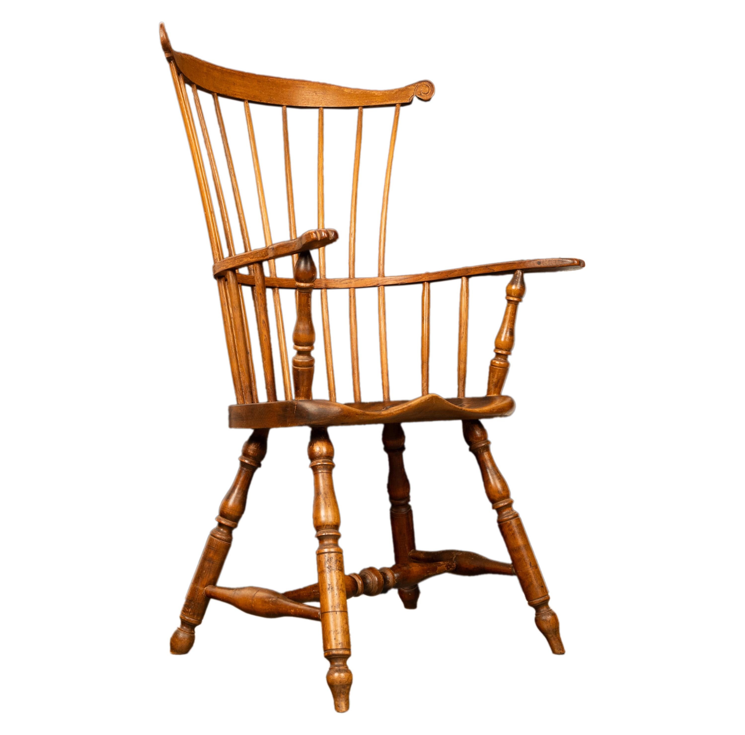 Américain Ancienne chaise à accoudoir Windsor en érable à dossier en éventail du 18e siècle américain de la Nouvelle-Angleterre 1780 en vente