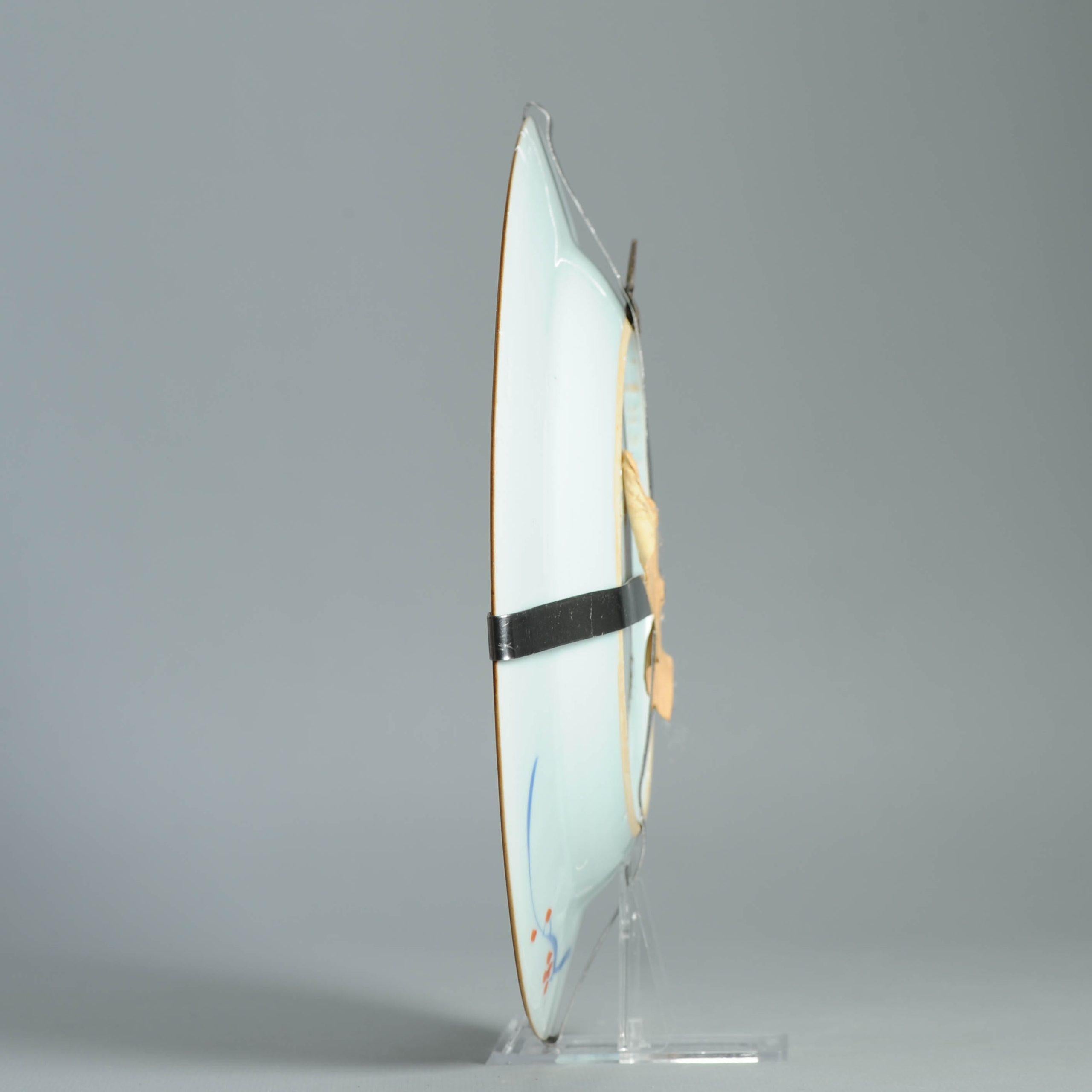 Ancienne assiette Imari en porcelaine chinoise Kangxi Yongzheng du 18ème siècle en vente 3