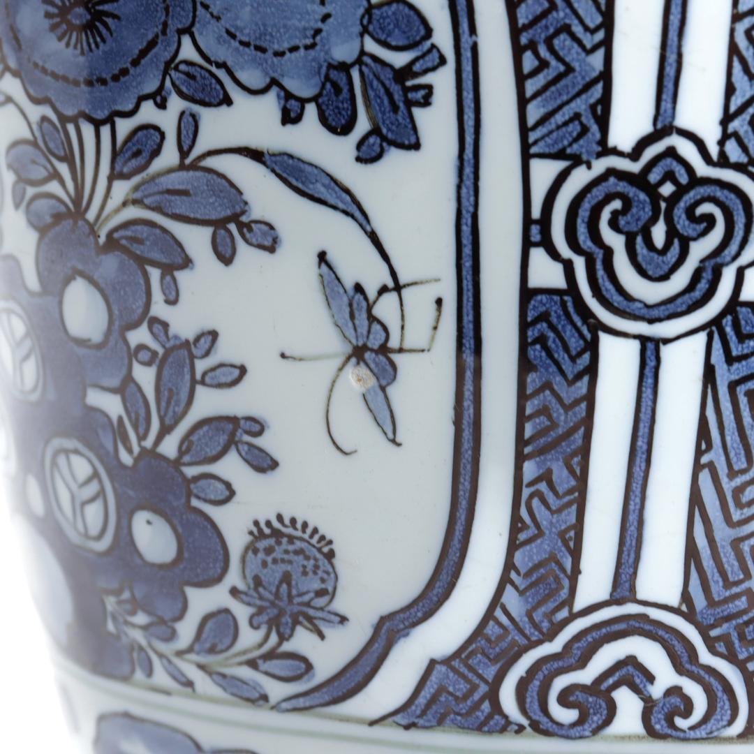 Antique 18th Century Blue & White Dutch Delft Chinoserie Jar or Vase For Sale 7