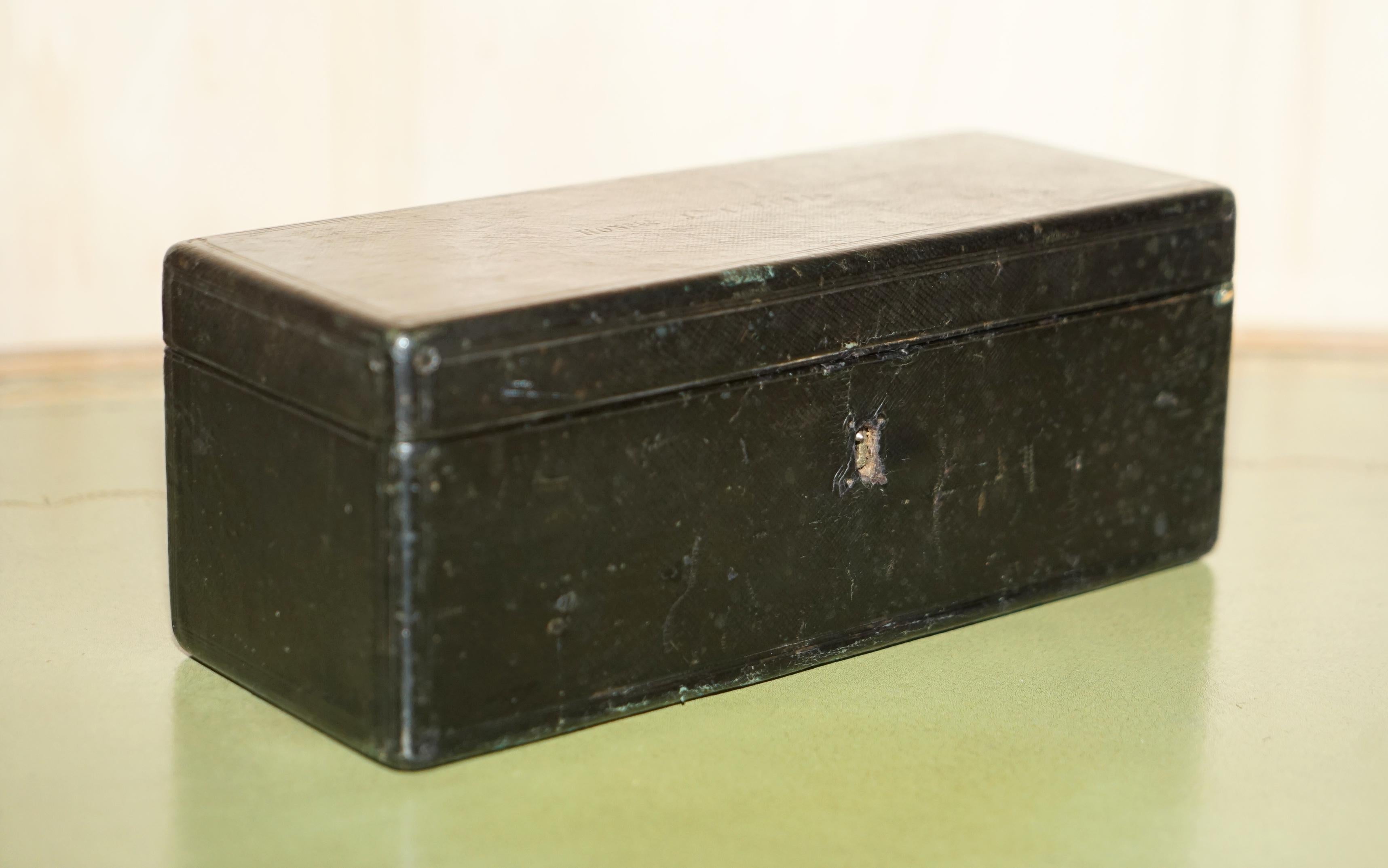 We are delighted to offer for sale this very rare small box of 27 Georgian keys of great importance

The box is stamped to the top “Honble J.A Ellis” and stamped on the inside “Manufactured to the Royal Family No1 St James Street”

Mr Ellis was